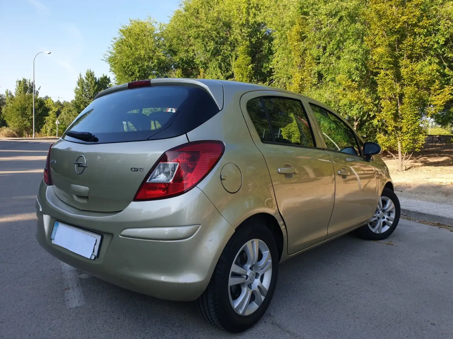 Opel Corsa 1.3CDTi C Mon 90 Beige - 2
