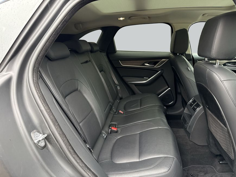 Jaguar F-Pace F-PACE P250 SE AWD — photo 5
