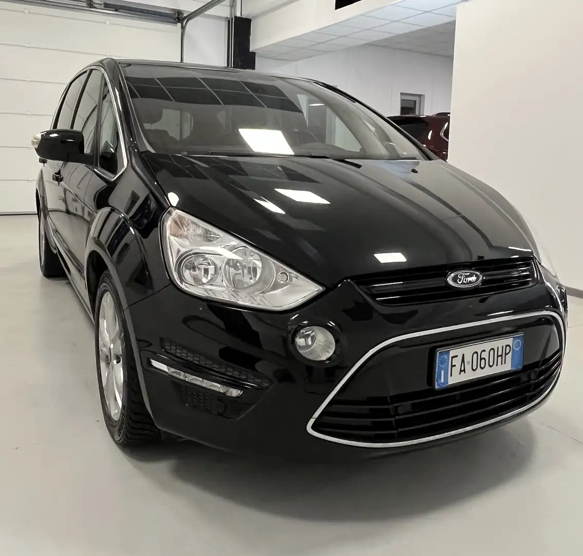 Ford S-Max 2.0 TDCi 163CV Powershift 5 posti Business Schwarz - 2