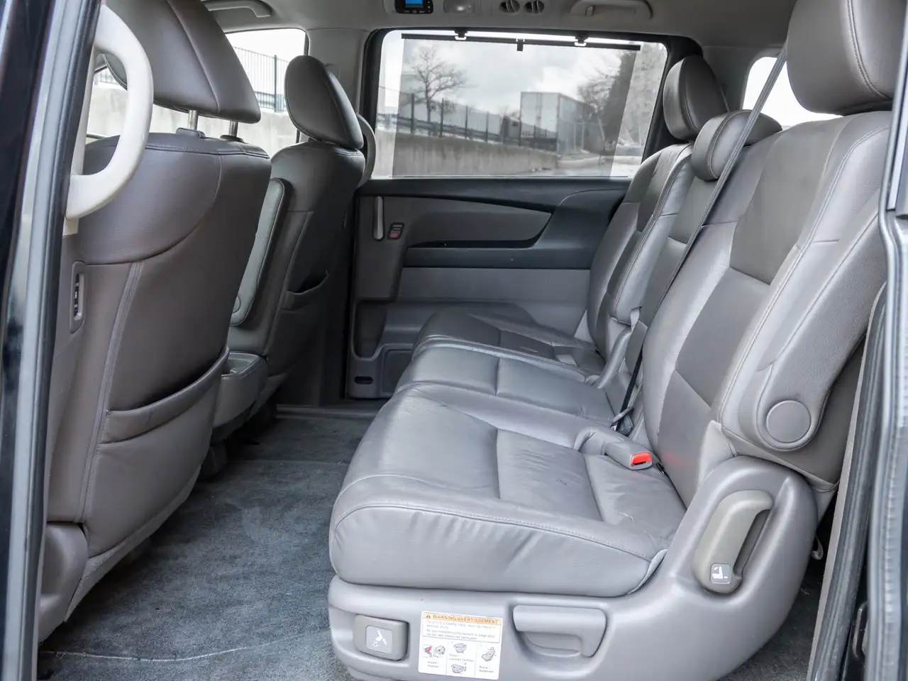 Honda Odyssey снимка Honda Odyssey