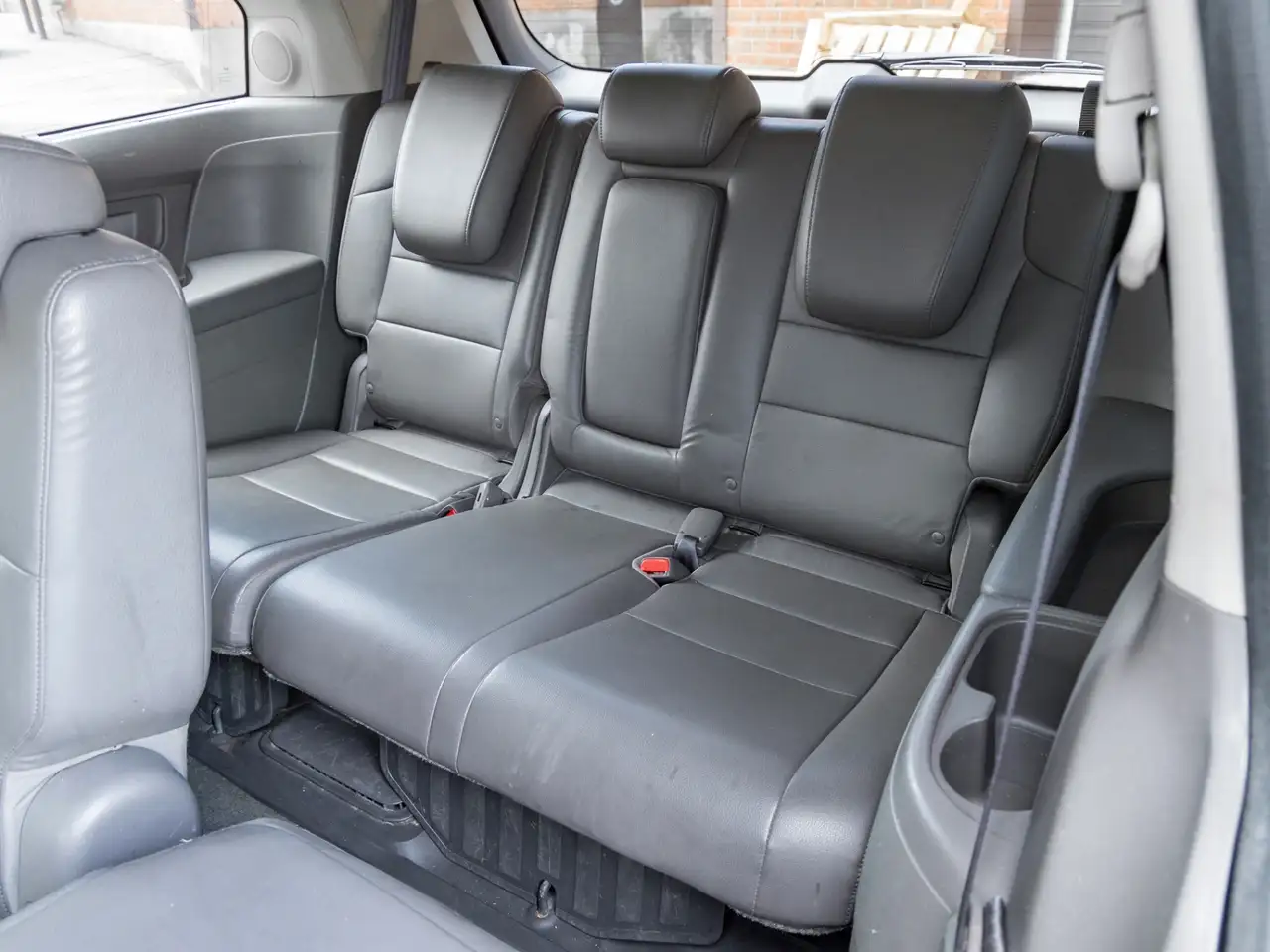 Honda Odyssey снимка Honda Odyssey