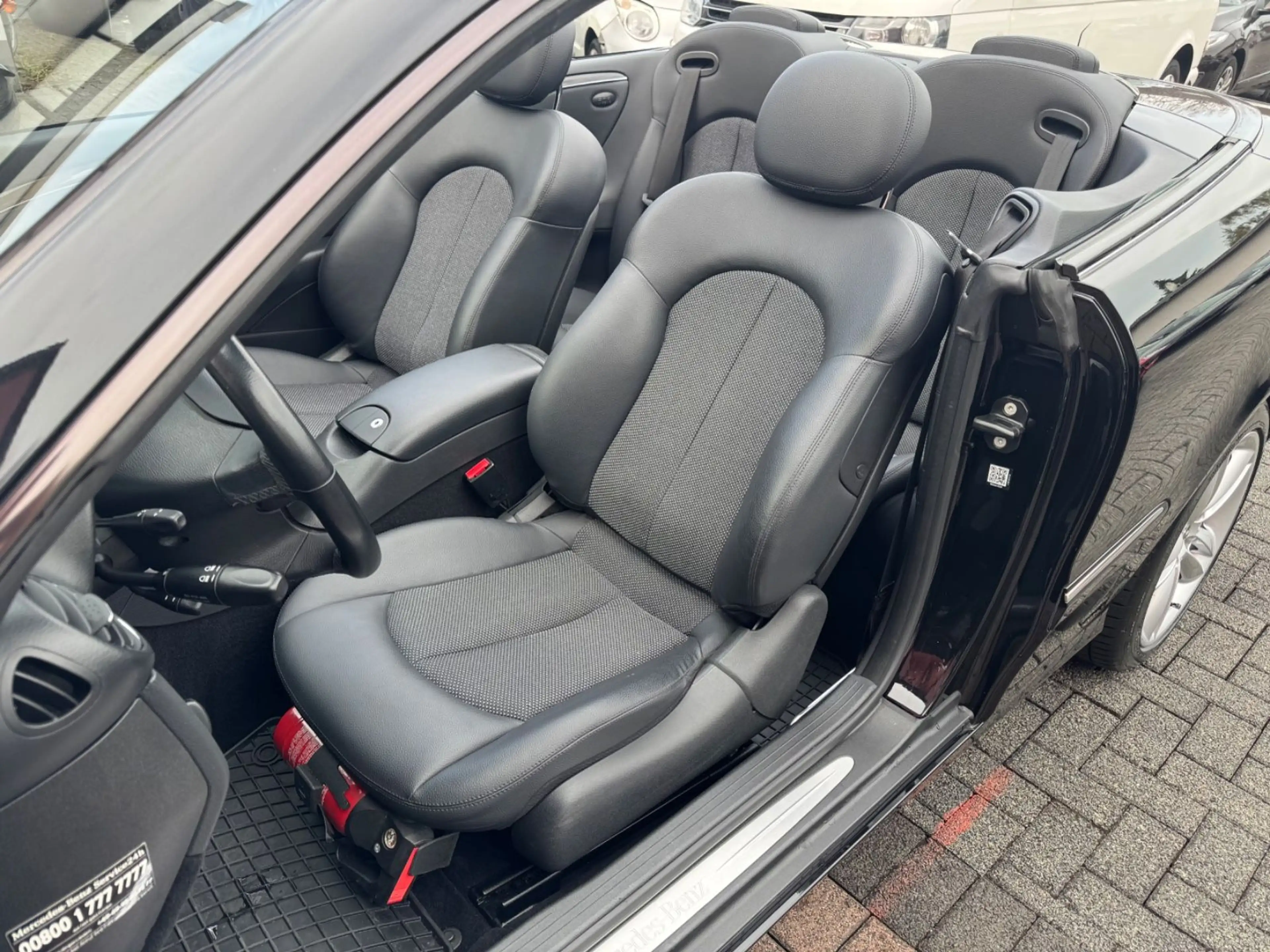 Mercedes-Benz CLK 200 Kompressor Cabrio/ Memory/ PDC/ 3.Hand — photo 11