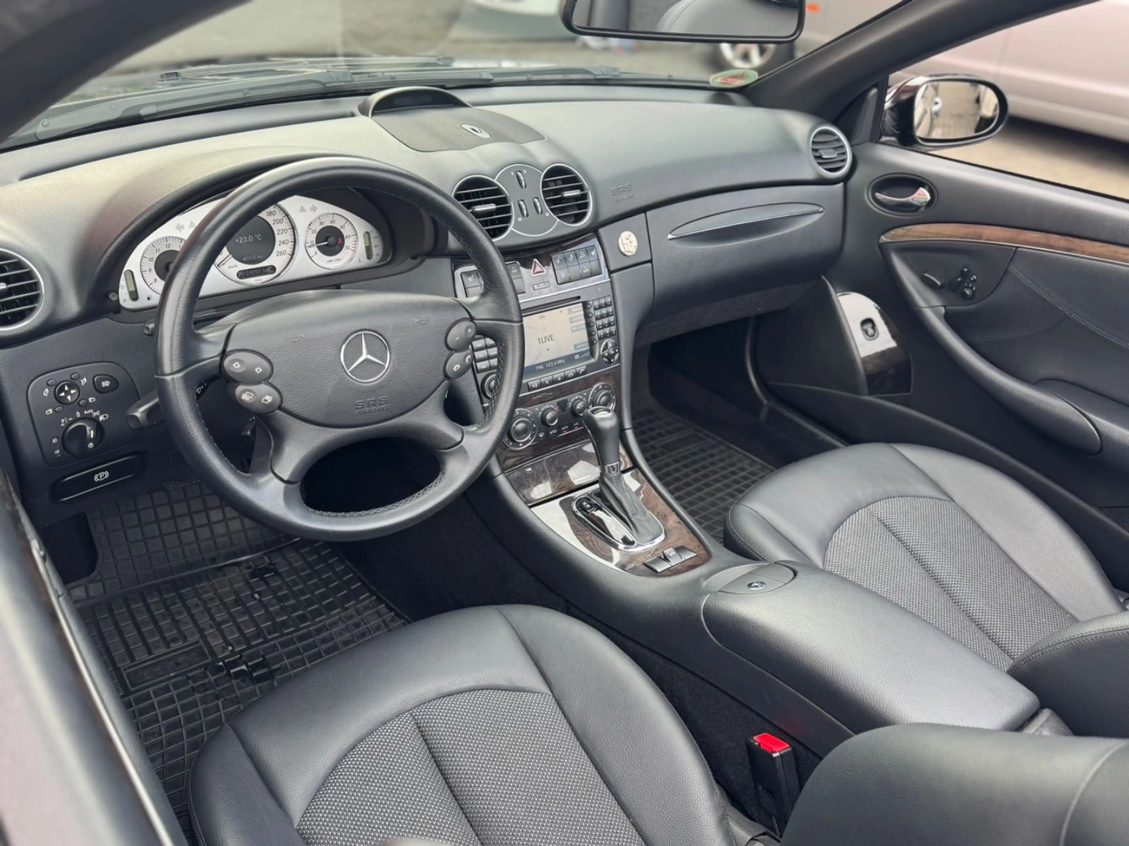 Mercedes-Benz CLK 200 Kompressor Cabrio/ Memory/ PDC/ 3.Hand — photo 9