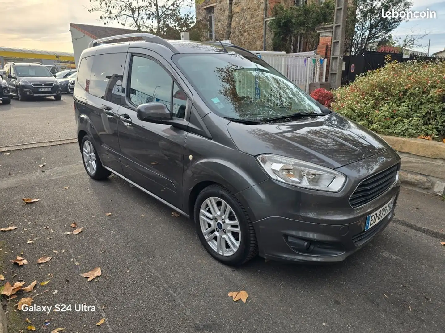 Ford Tourneo Courier 1.0L EcoBoost 100ch 48 000km Gris - 2