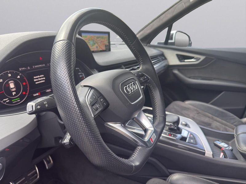 Audi Q7 3.0 TDI quattro 3.0*KAM*NAVI*AHK*STHZG*BOSE* — photo 11