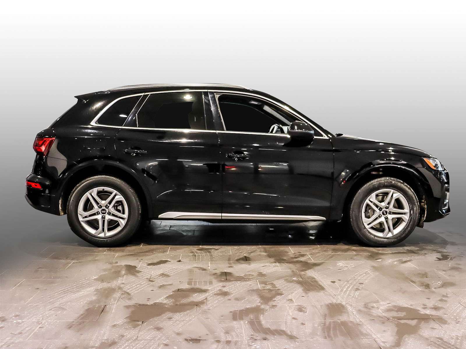 2023 Audi Q5 Rear Side Airbags| CPO Warranty Nov 30, 2027 alt 3
