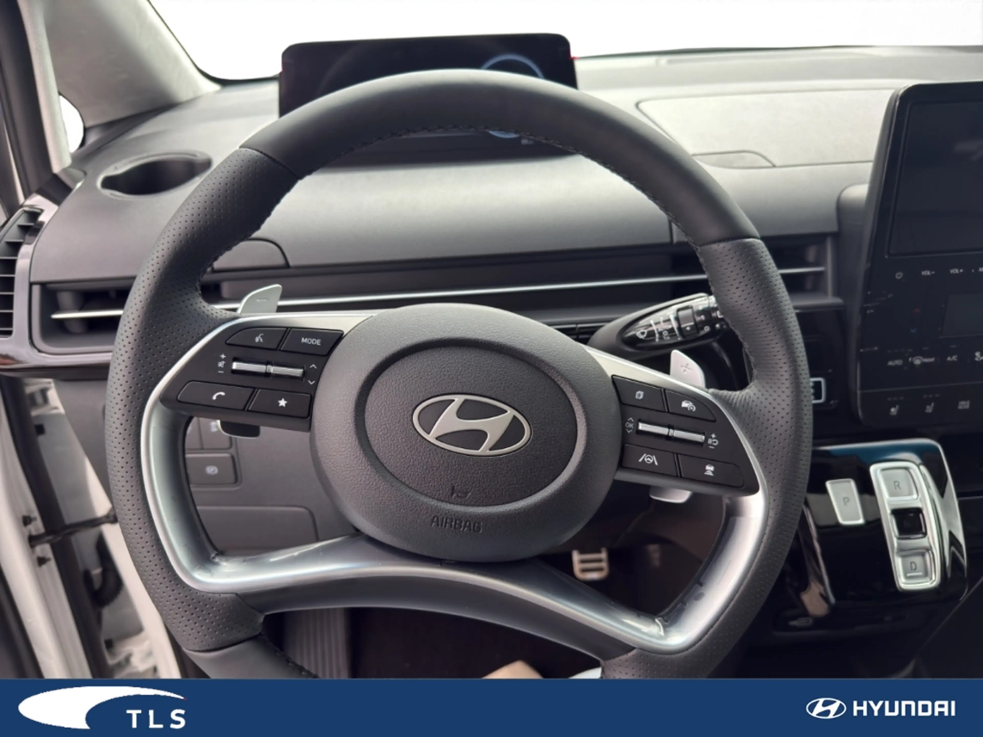 Hyundai STARIA Signature Hybrid 2WD 7-Sitzer Automatik Panoramada — photo 11