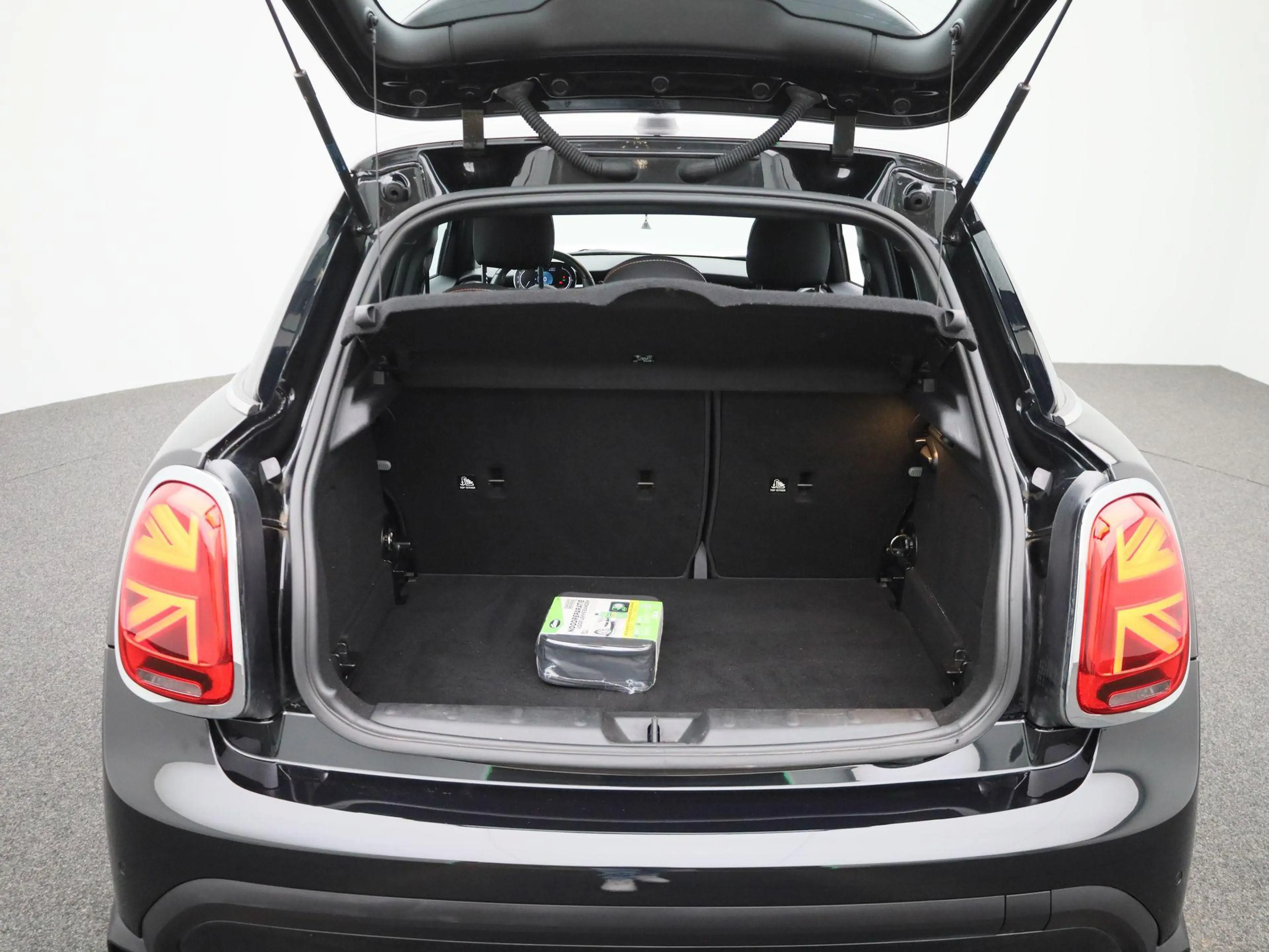 MINI One Mini 5 door NAVI | ECC | PDC — photo 12