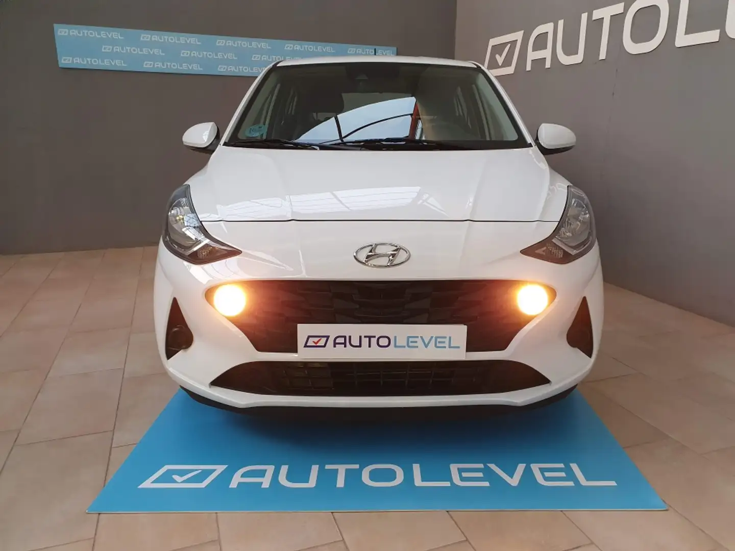 Hyundai i10 1.0 MPI Klass Bianco - 2