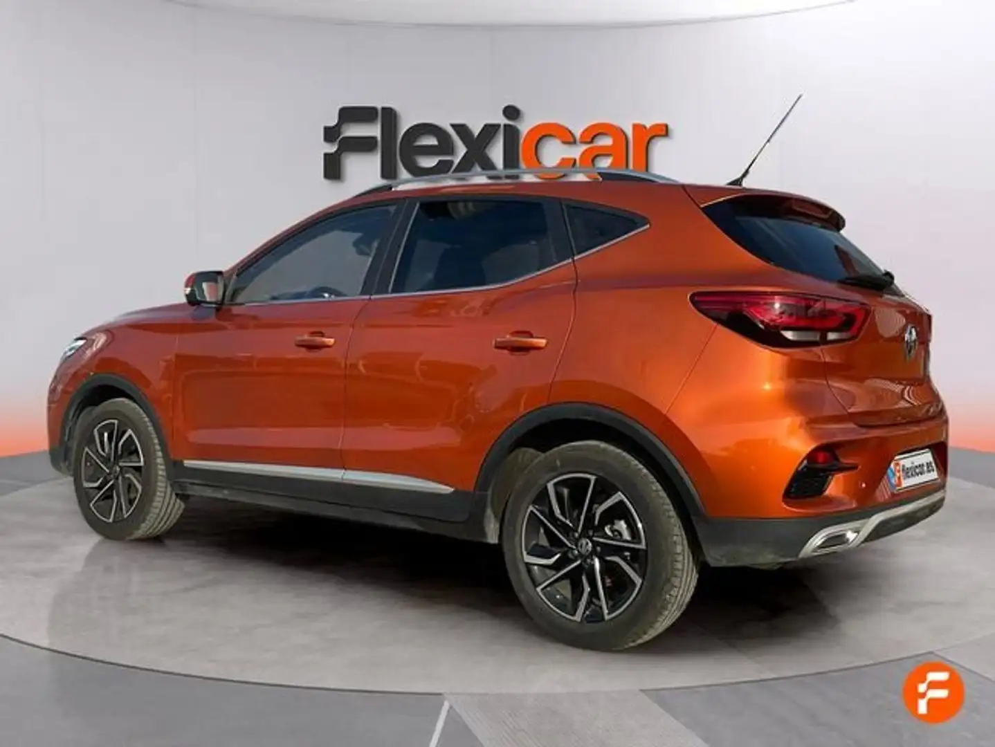 MG ZS 1.0T Luxury Naranja - 2