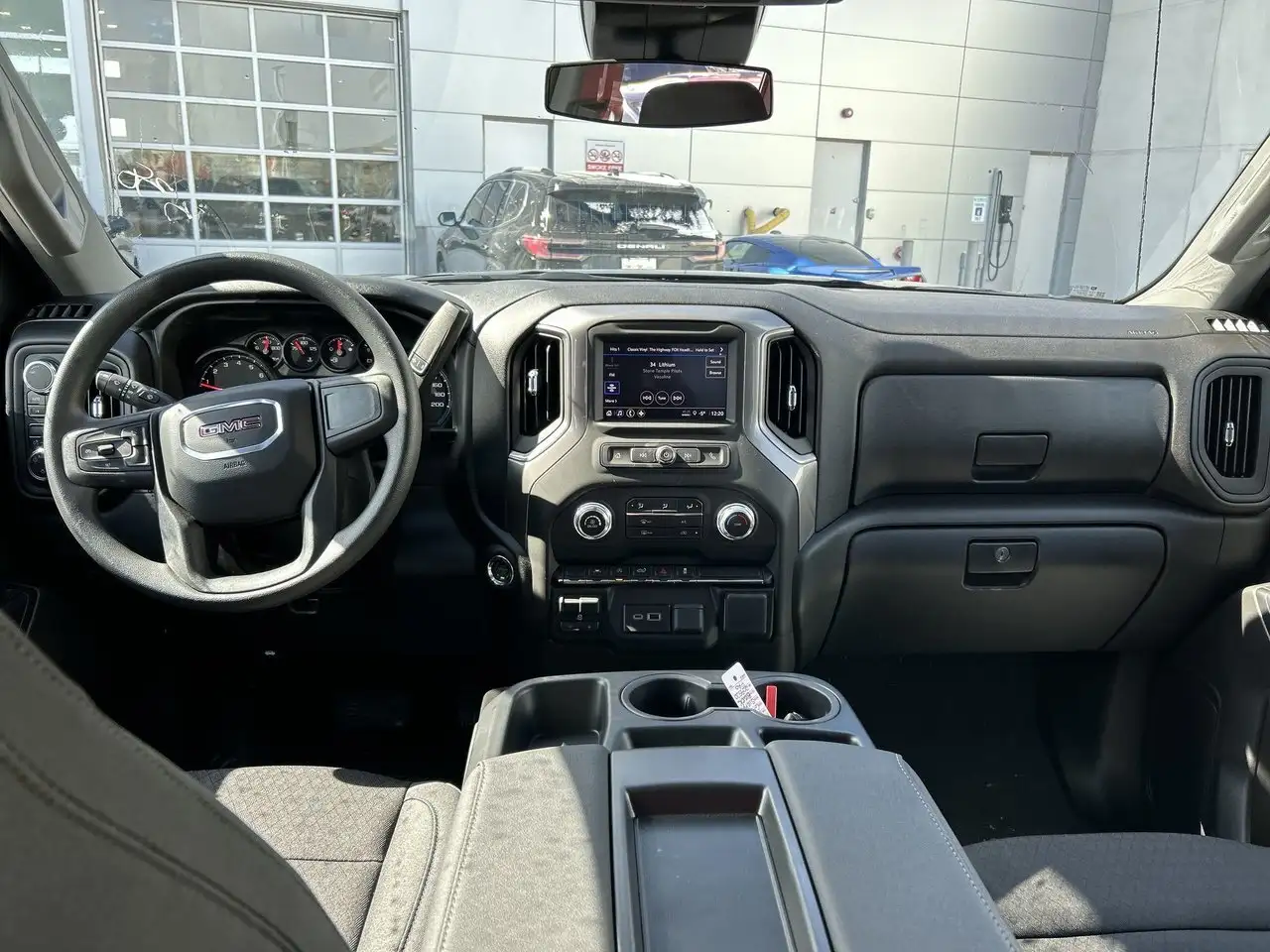GMC Sierra 1500 снимка GMC Sierra 1500