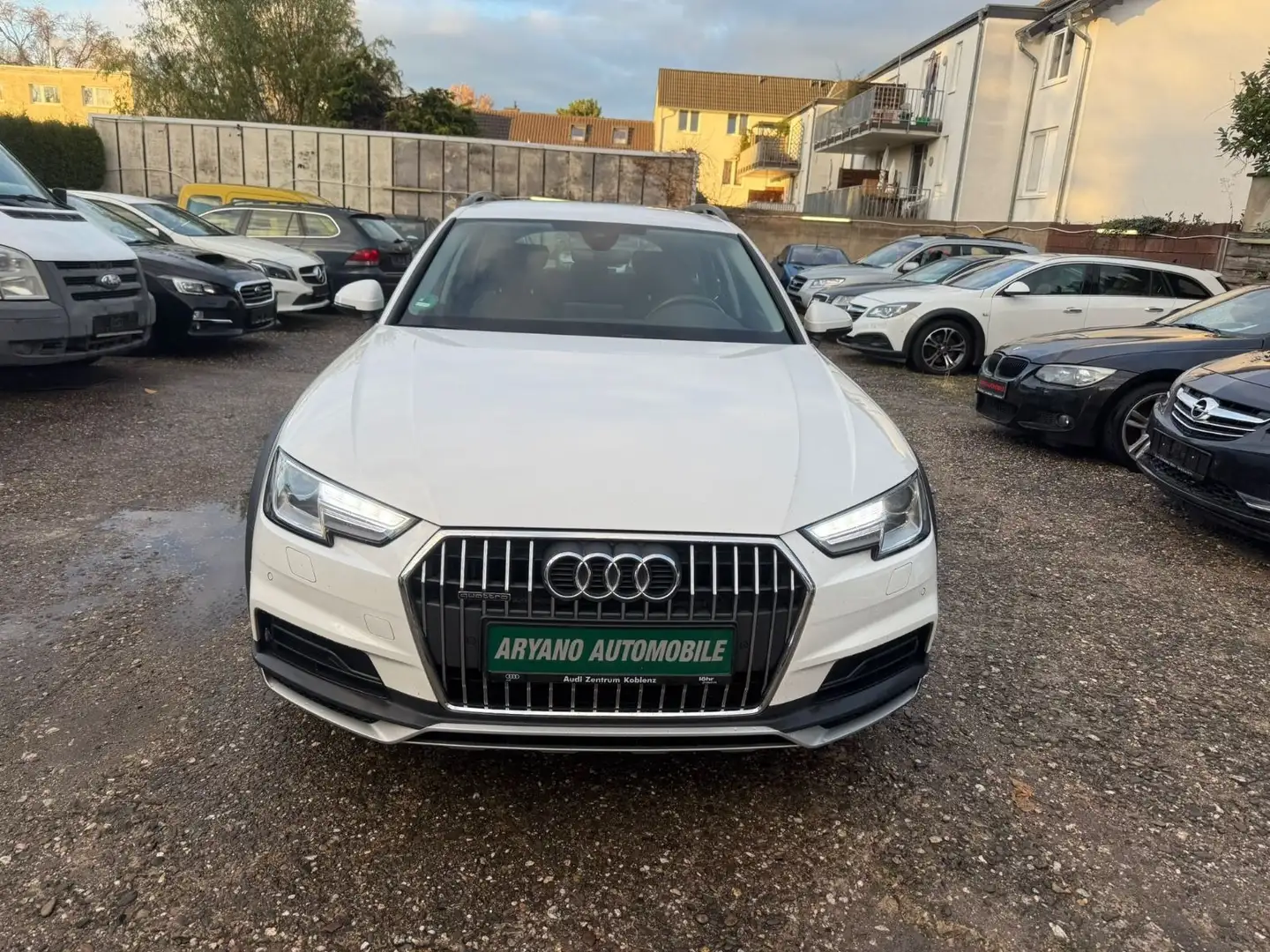 Audi A4 allroad quattro*LED*EU6*Digital Tacho Blanc - 1