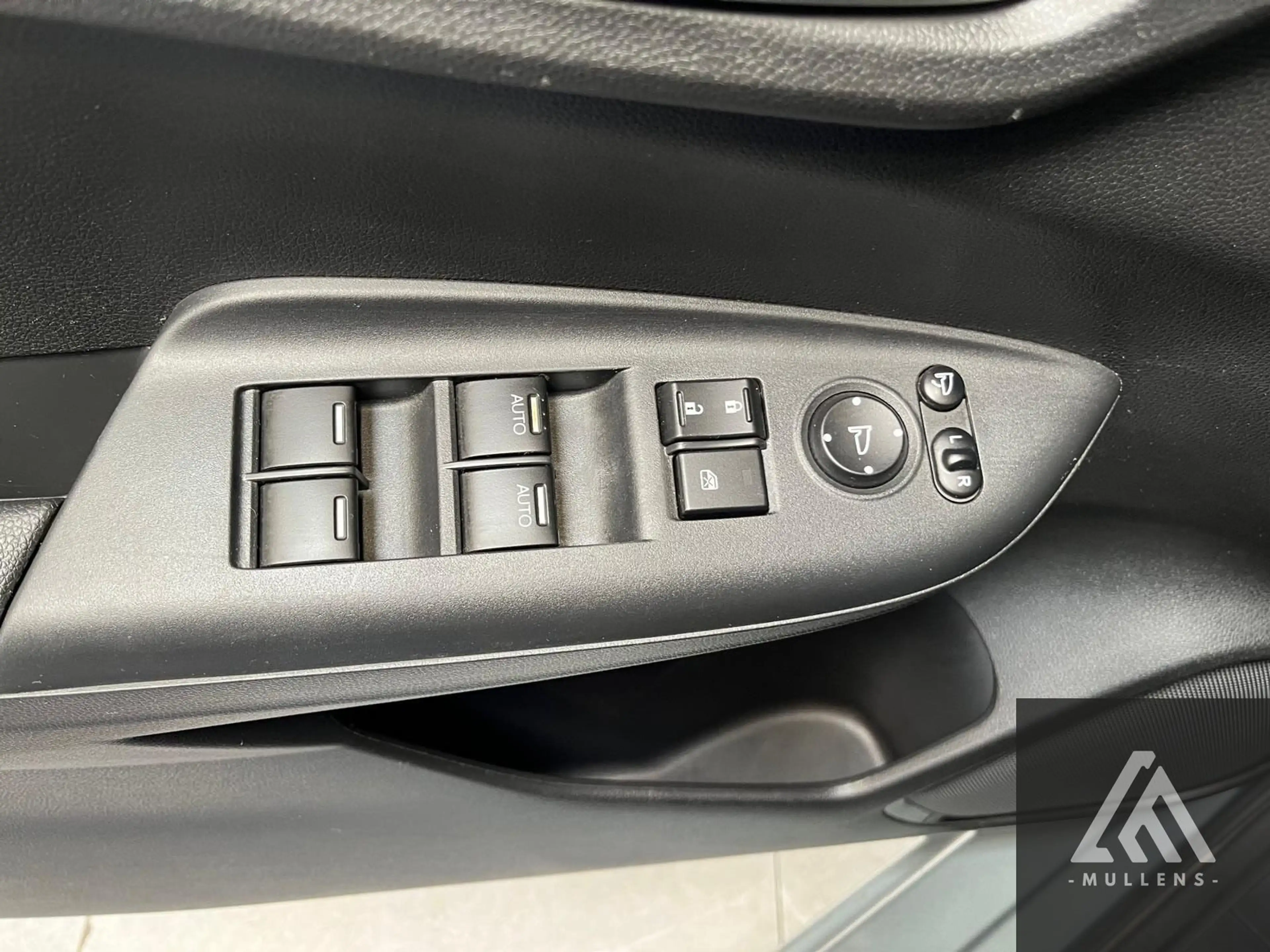 Honda Jazz i-VTEC ELEGANCE — photo 14