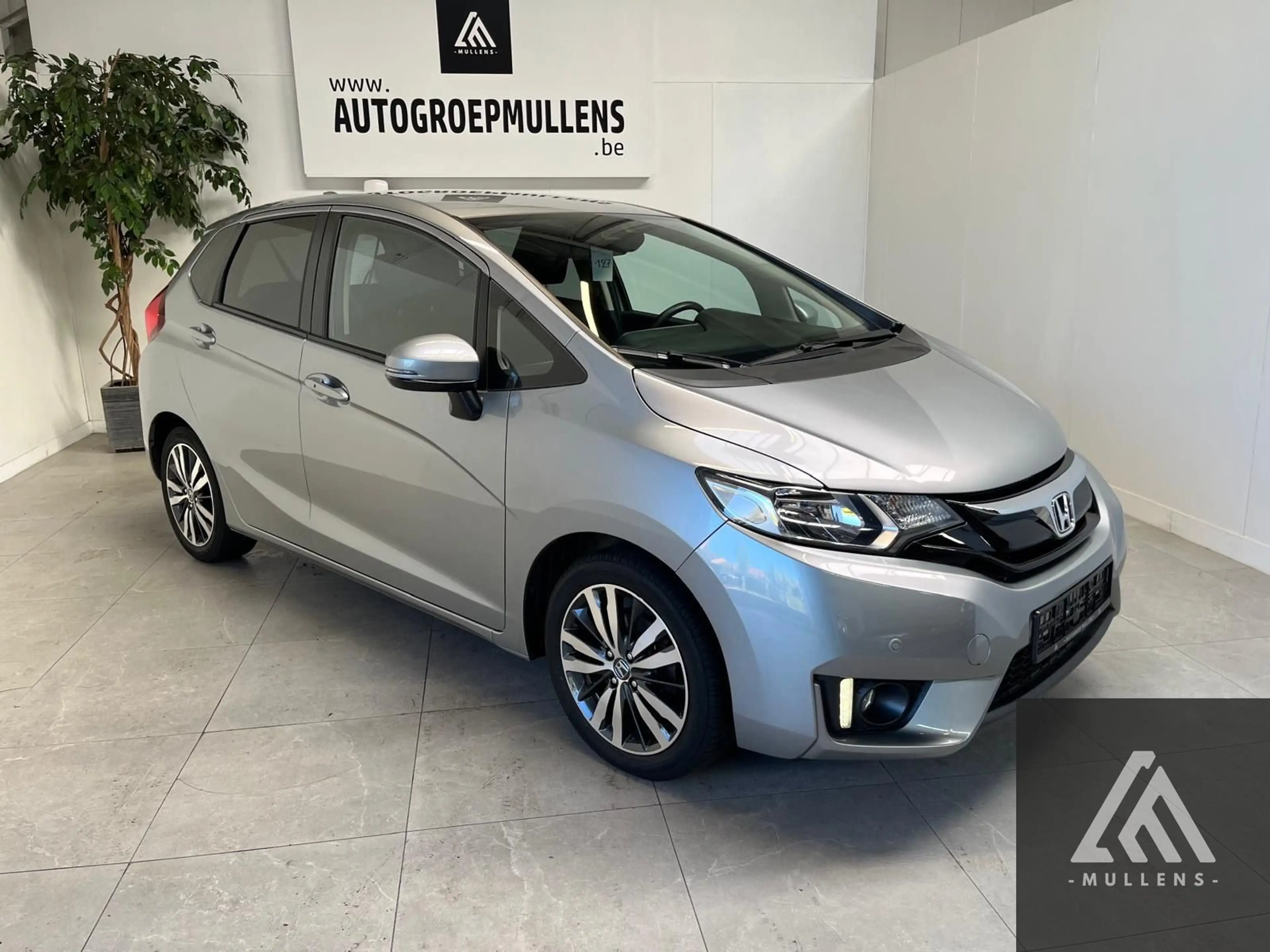 Honda Jazz i-VTEC ELEGANCE — photo 2