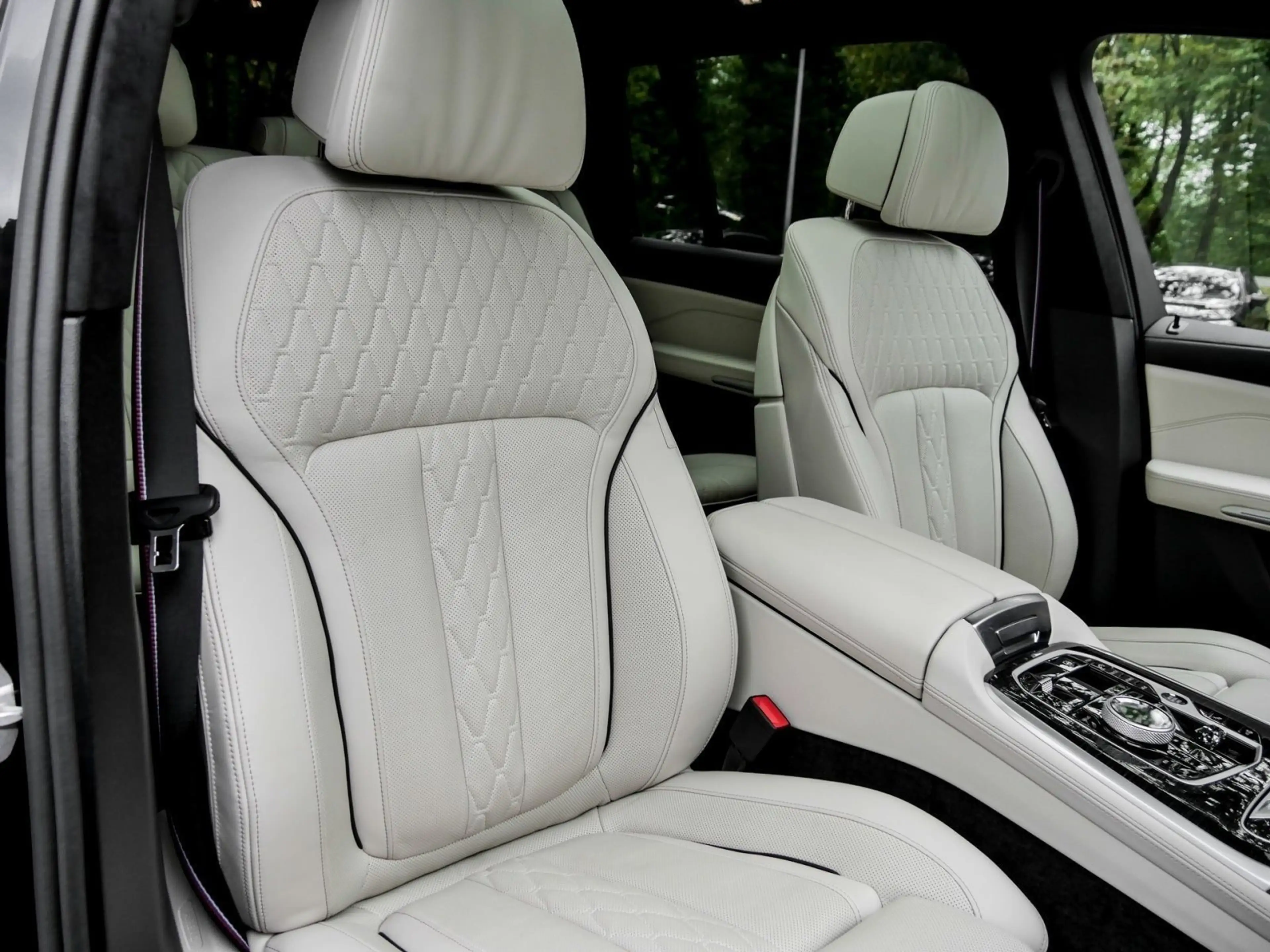 BMW X7 M 60i M SPORT PRO+AHK+PANO+STANDHZG+DA PROF+360° — photo 6