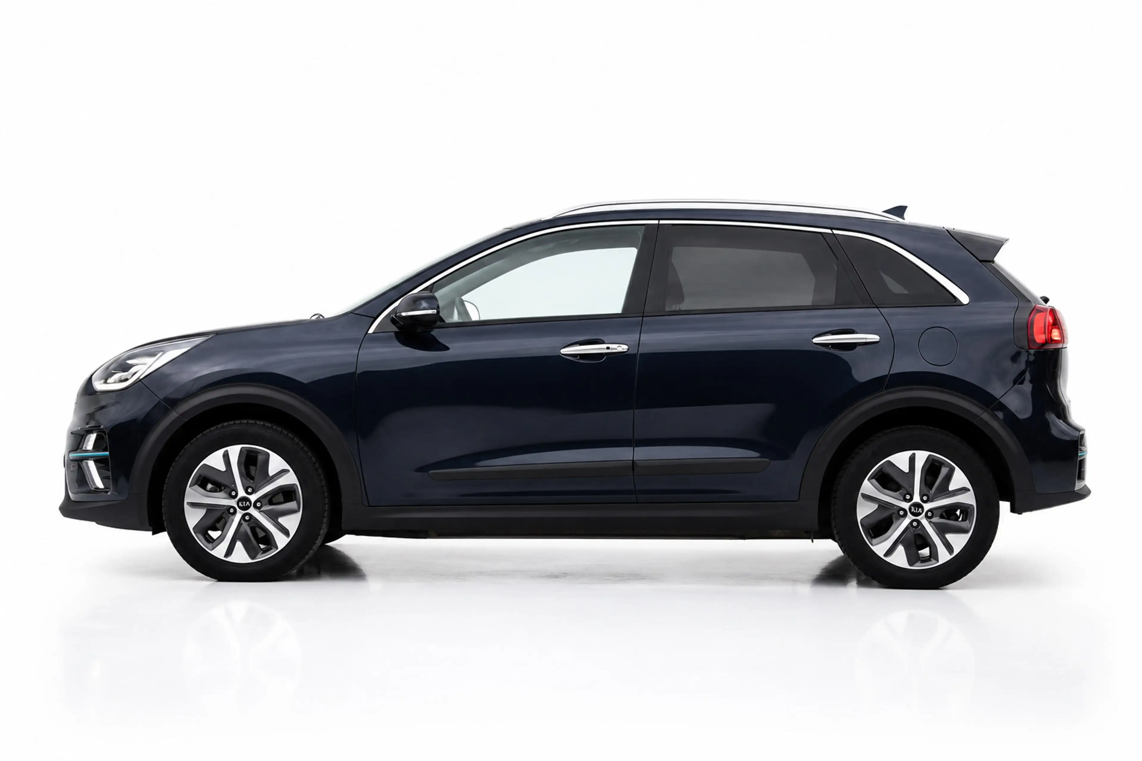 Kia e-Niro DynamicPlusLine 64 kWh | SOH 100% | NAP | CAMERA | — photo 2