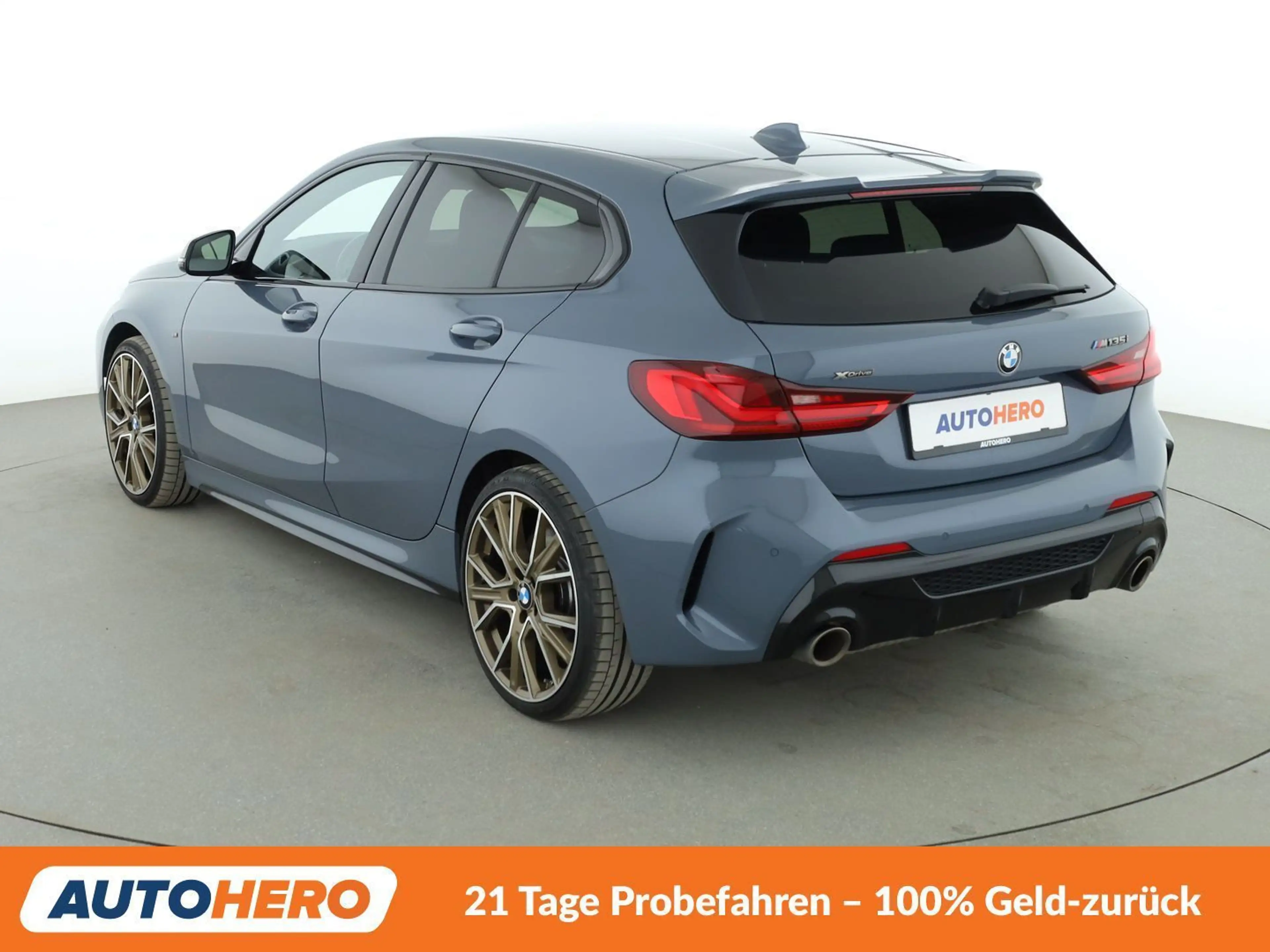 BMW 135 M135i xDrive Aut.*NAVI*LED*HUD*TEMPO*PDC* — photo 4