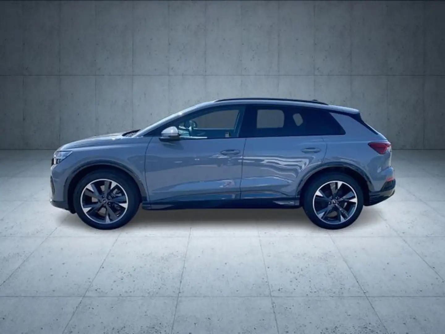 Audi Q4 e-tron 45 S line/AHK/Matrix/20''/Nav/Kam/opti Grau - 2