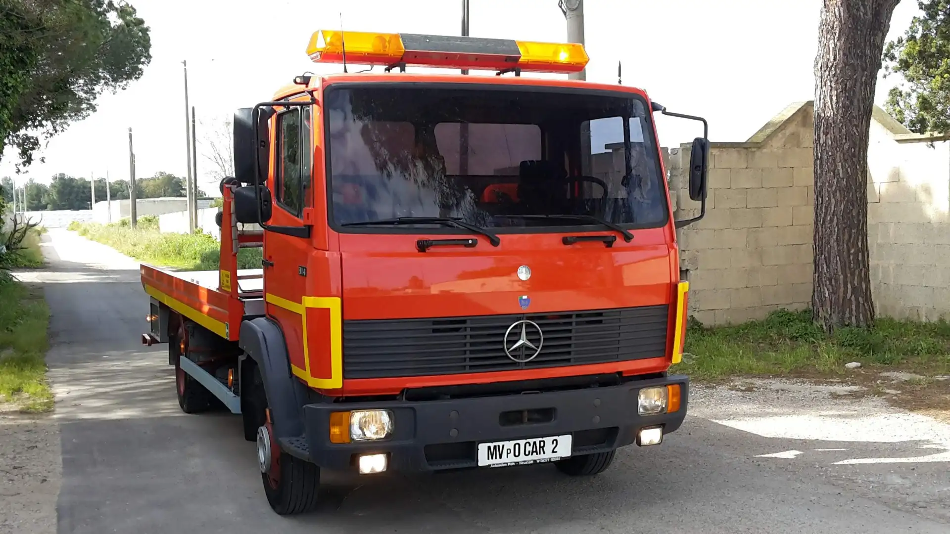 Mercedes-Benz T2 Carro Attrezzi Veicolo Speciale Naranja - 1