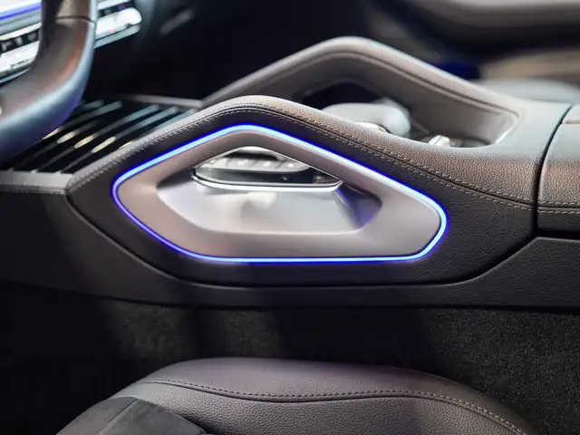 Mercedes-Benz GLE view 27