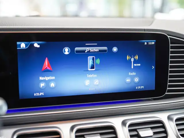 Mercedes-Benz GLE view 19