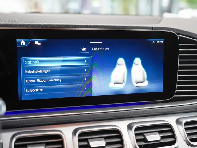 Mercedes-Benz GLE view 22