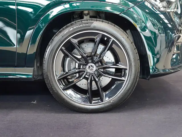 Mercedes-Benz GLE view 2