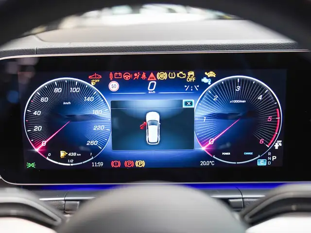 Mercedes-Benz GLE view 17