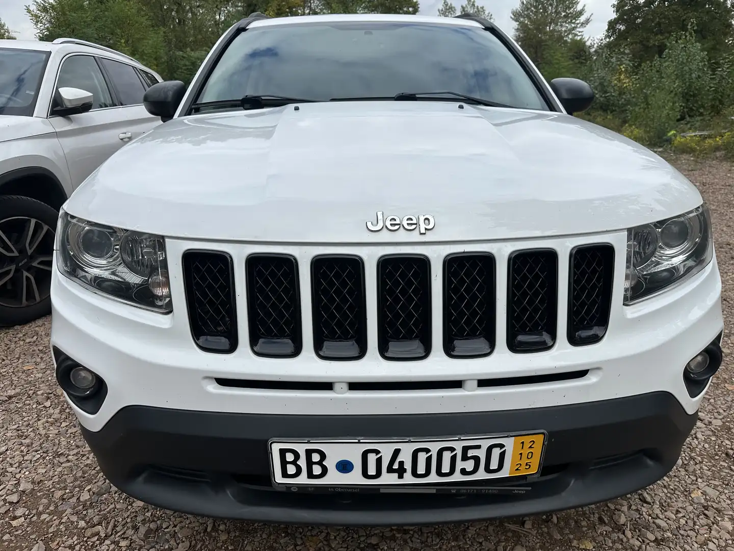 Jeep Compass Limited 4x2 KLIMA LEDER NAVI ALU EURO 5 Weiß - 2