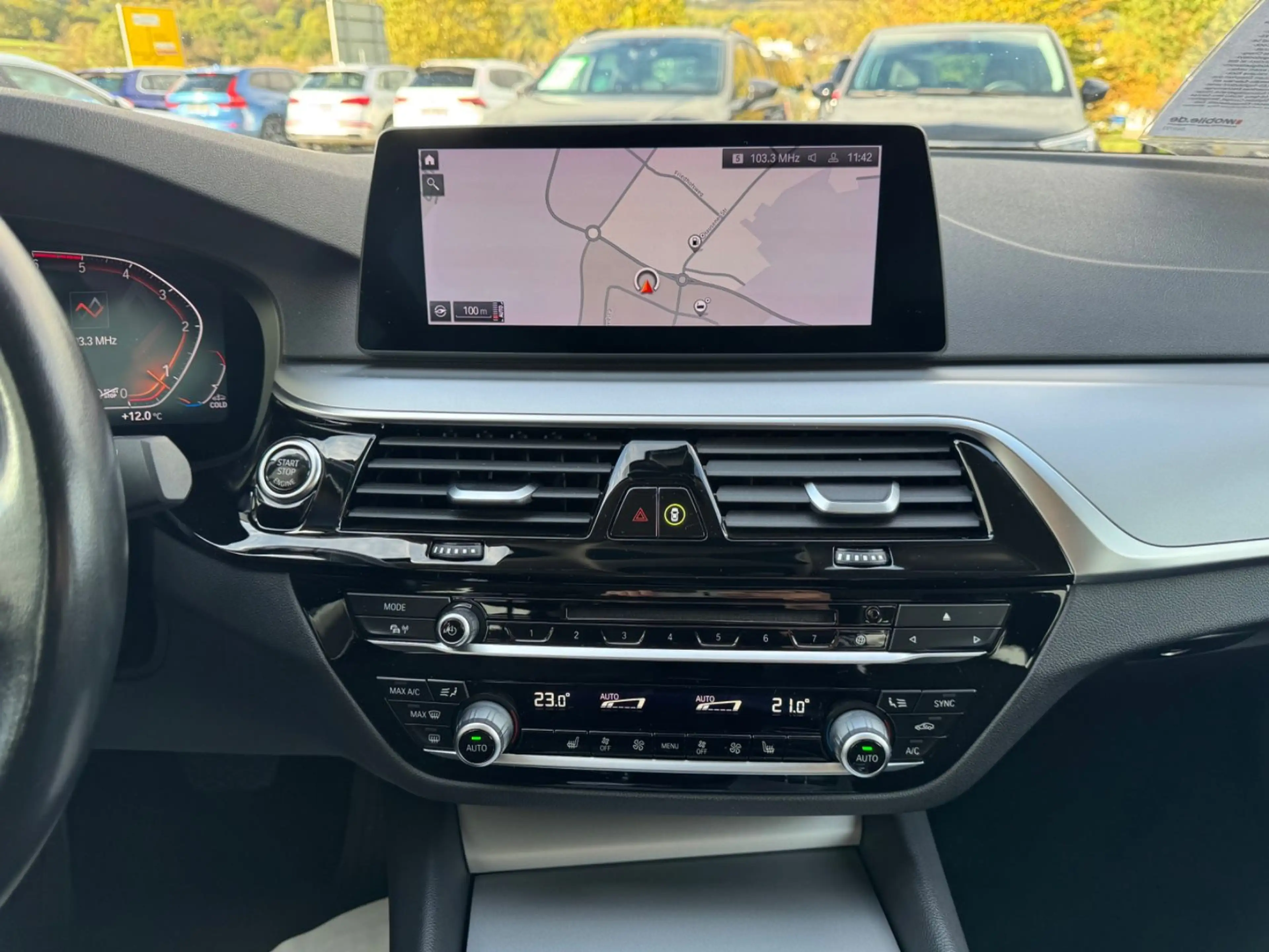 BMW 520 D Limousine — photo 14