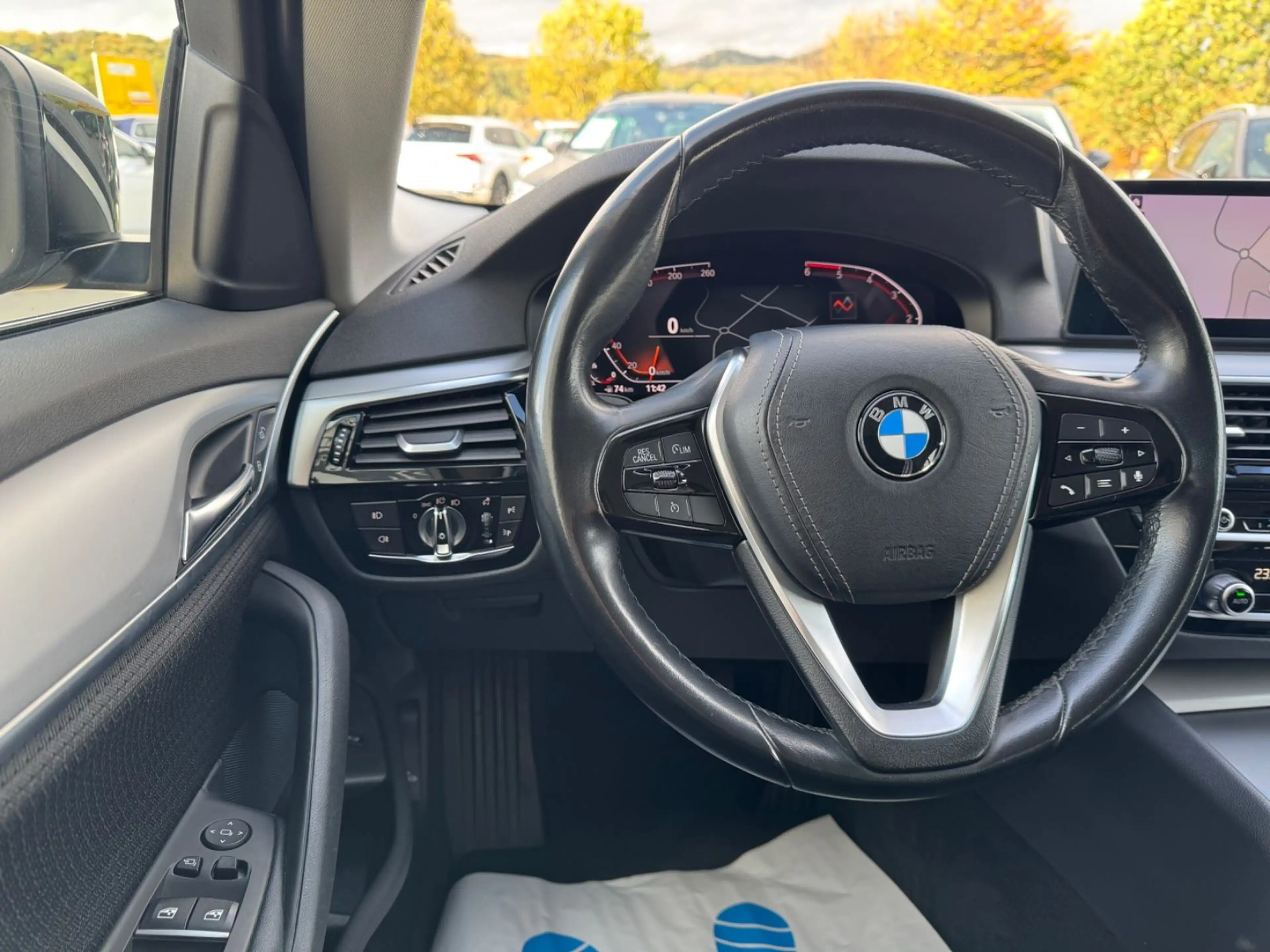BMW 520 D Limousine — photo 13