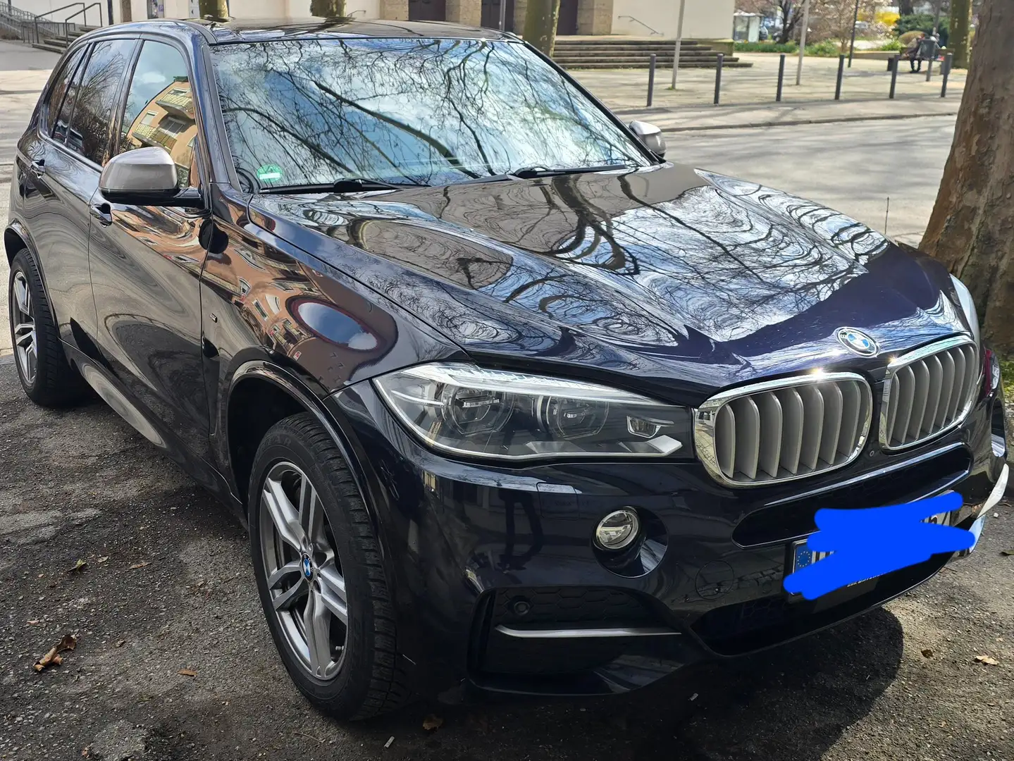 BMW X5 X5 M50d Sport-Aut. Schwarz - 2