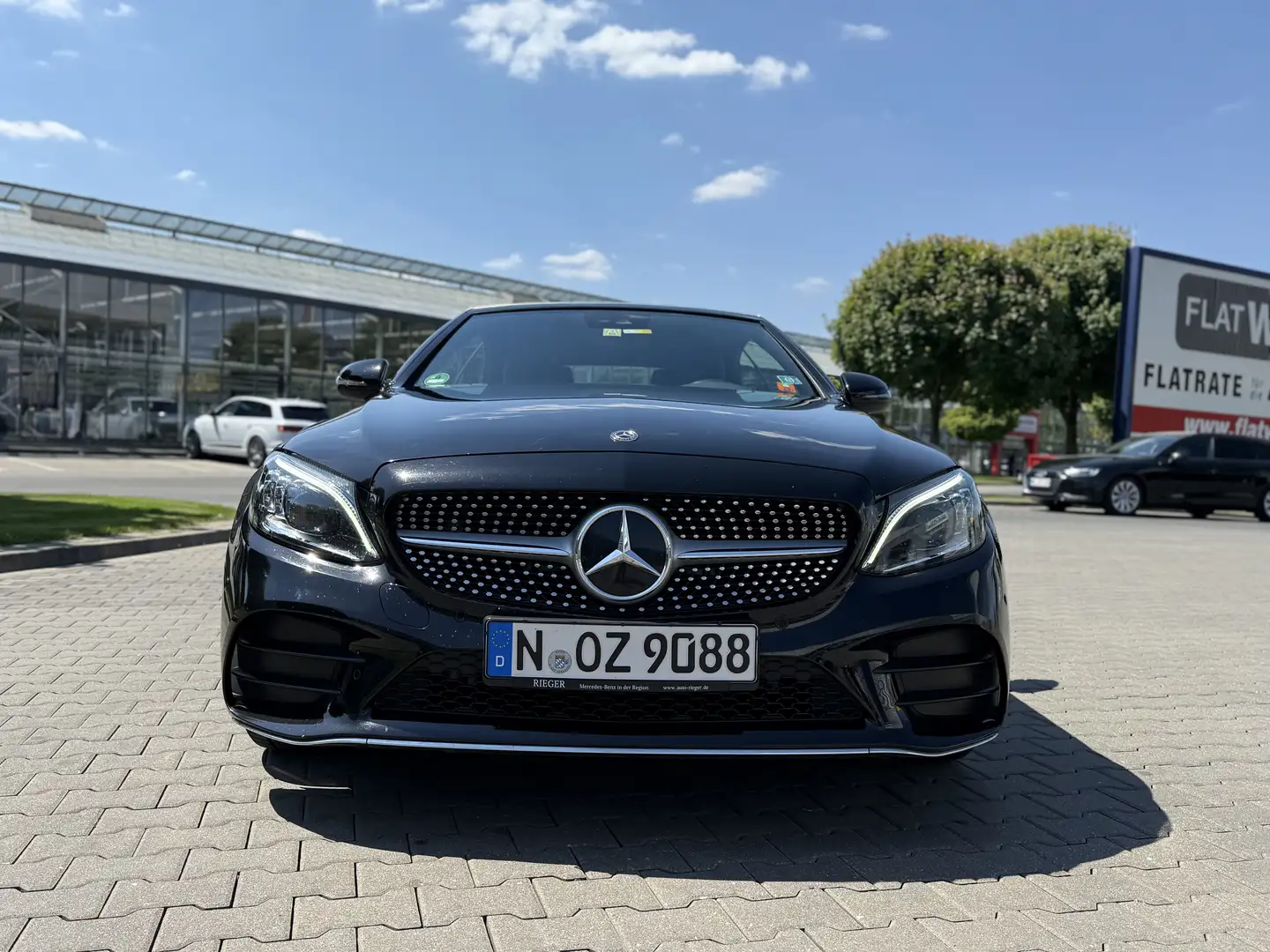 Mercedes-Benz C 200 Cabrio 9G-TRONIC AMG Line - Junge Sterne Garantie Schwarz - 1