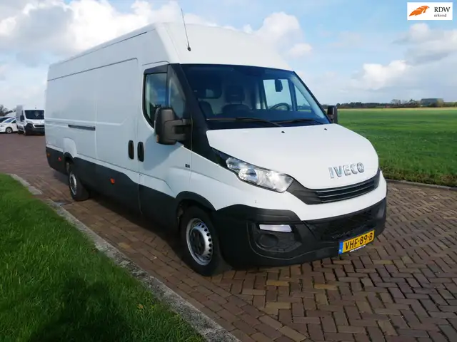 Iveco Daily 35S16V 2.3 410 H2 AUT. CLIMA 3-SEATS ** 8999 EX BT