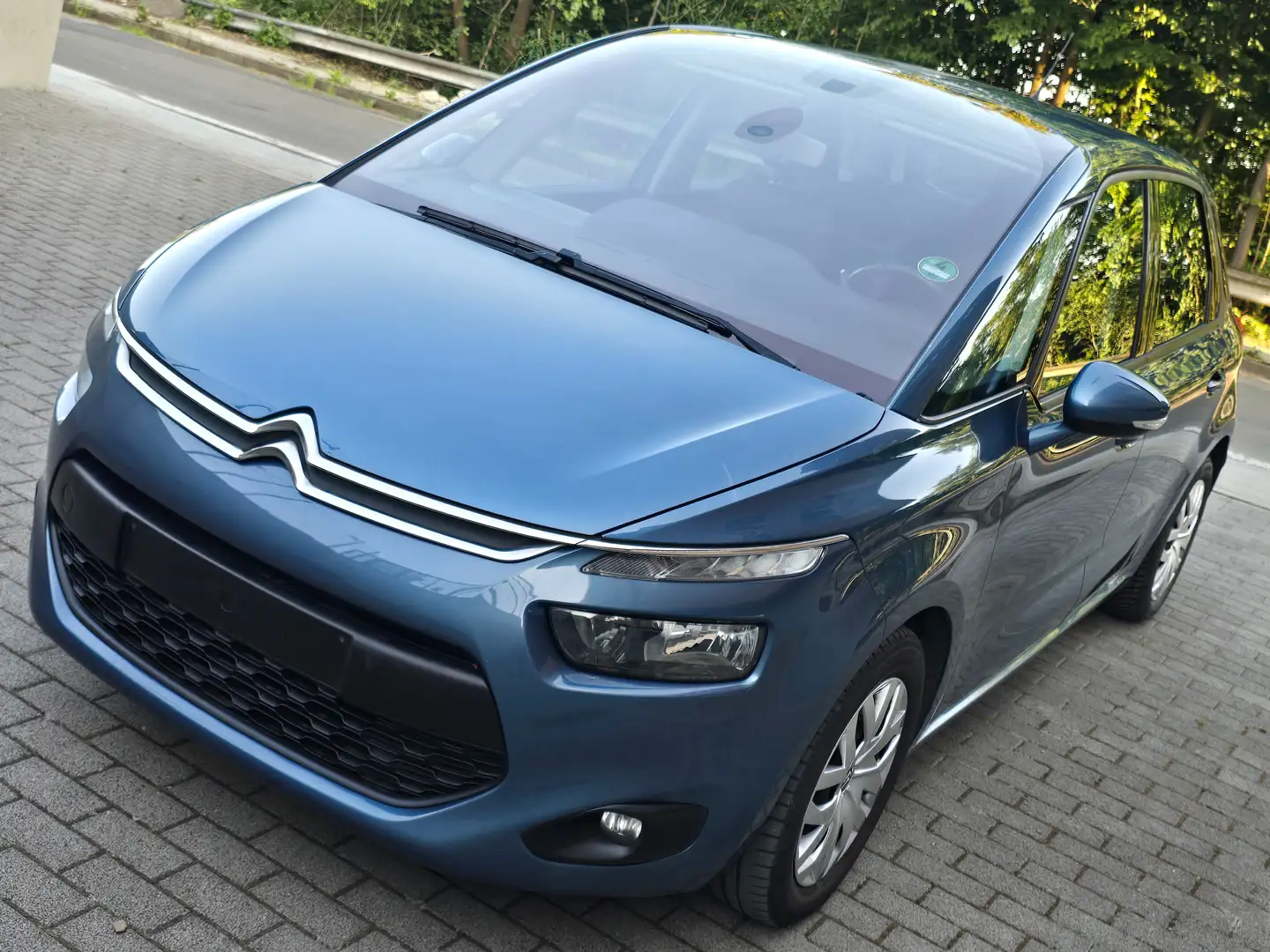 Citroen C4 Picasso 1.6 HDi AUT Attraction CLIM.DIG/NAVI/CRUISE/CAMERA Blauw - 2