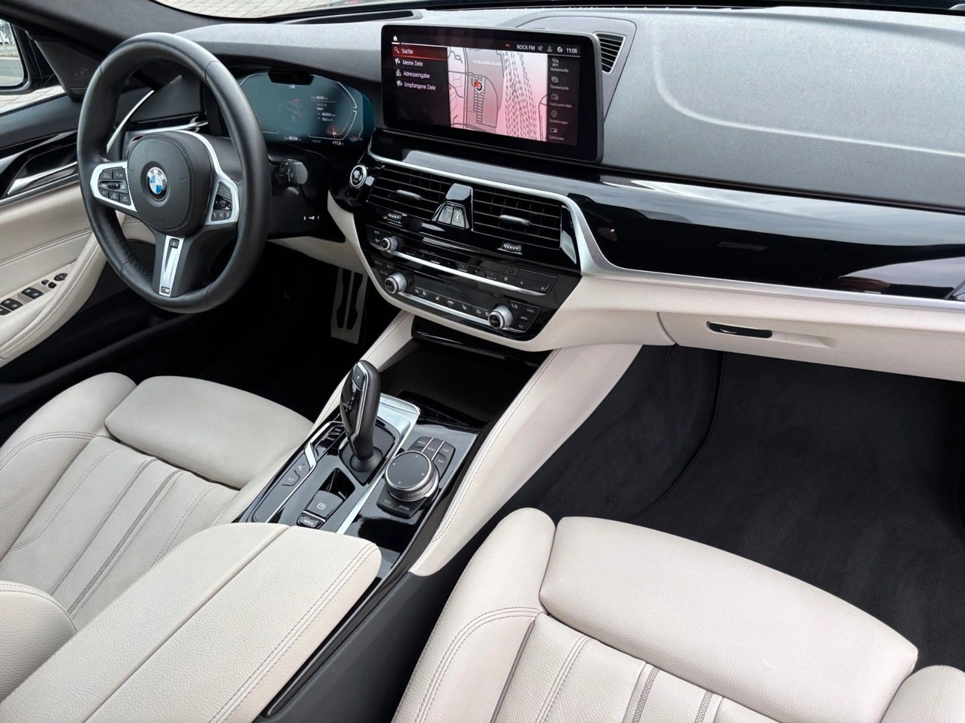 BMW 530 d xDrive Touring M-Sport/Autom./ Mild-Hybrid — photo 12