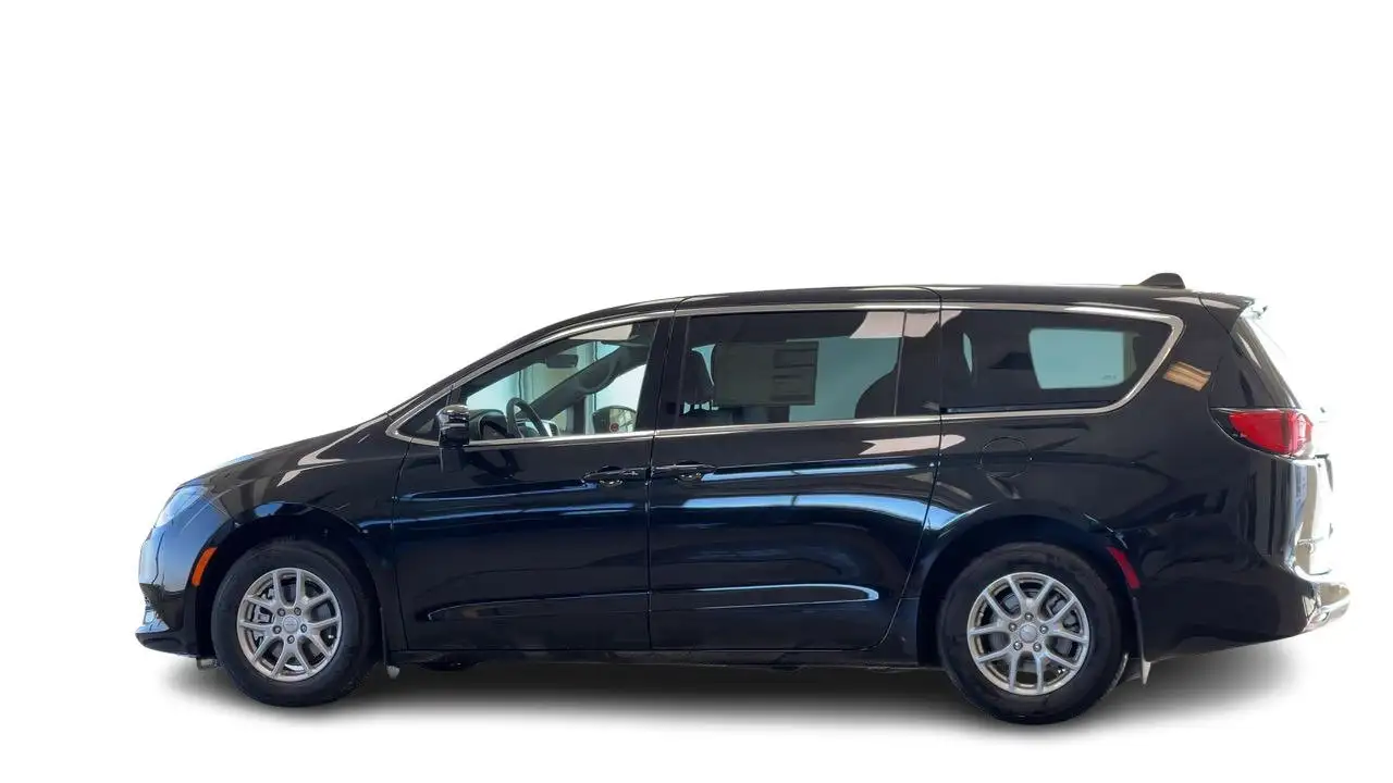 Chrysler Grand Caravan photo Chrysler Grand Caravan
