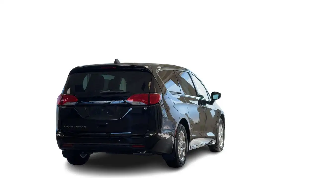 Chrysler Grand Caravan photo Chrysler Grand Caravan