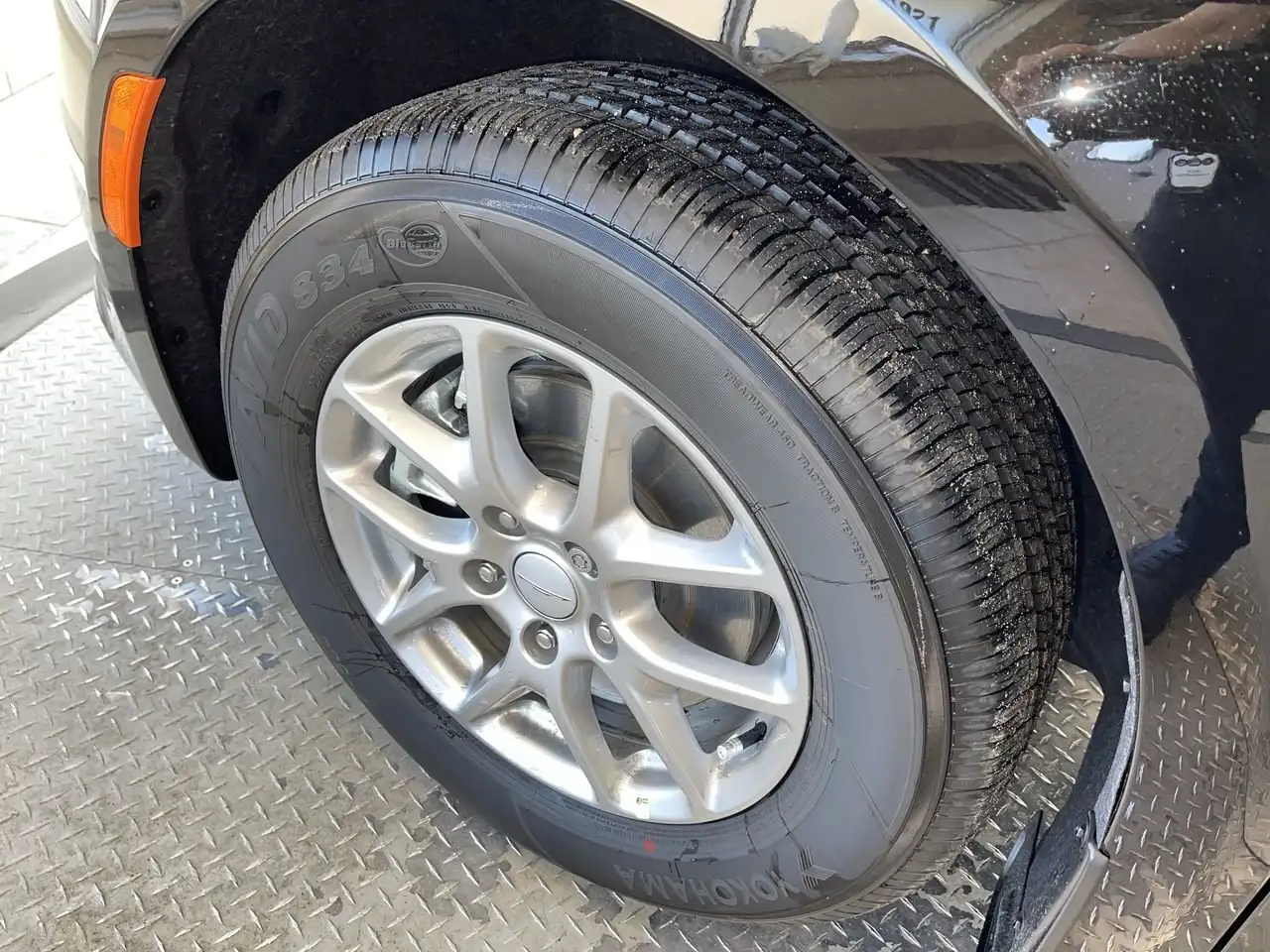 Chrysler Grand Caravan photo Chrysler Grand Caravan