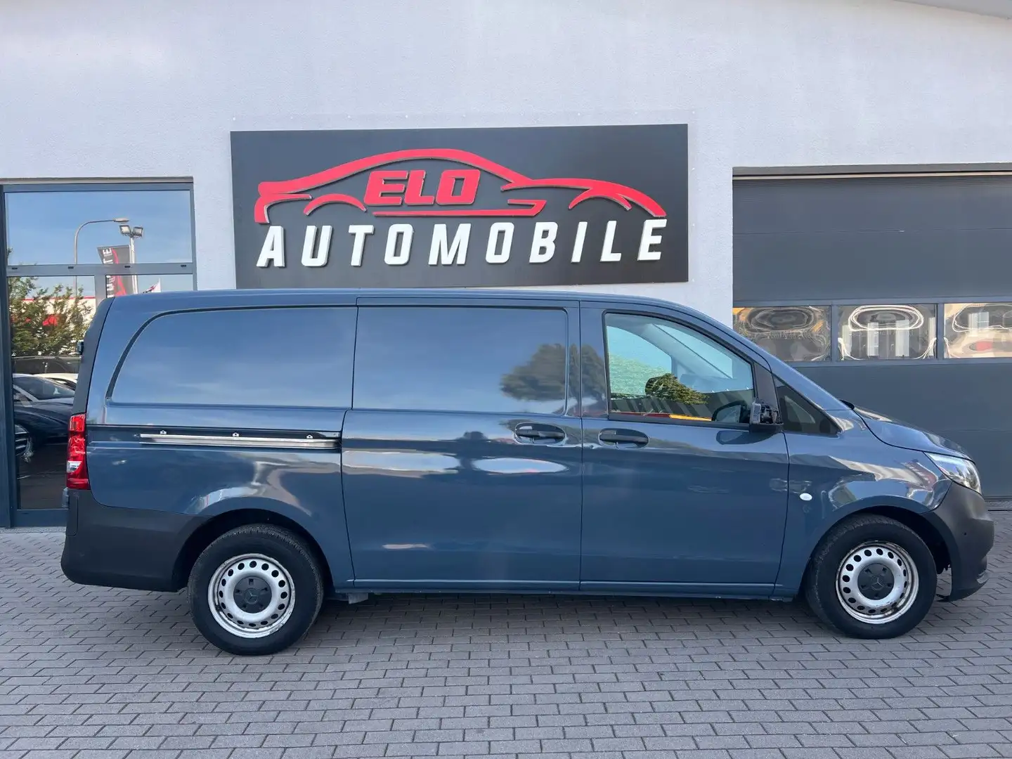 Mercedes-Benz Vito Kasten 110 CDI FWD Lang*Spurhalteassistent* Grijs - 2