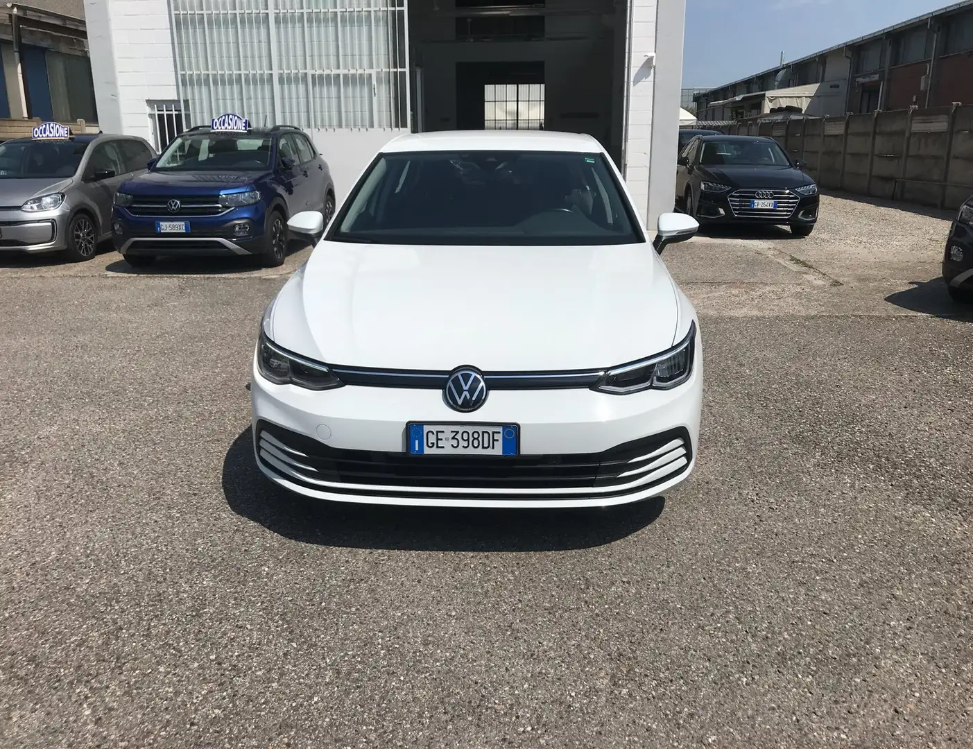 Volkswagen Golf 8 1.5 TSI EVO LIFE 130CV Bianco - 2