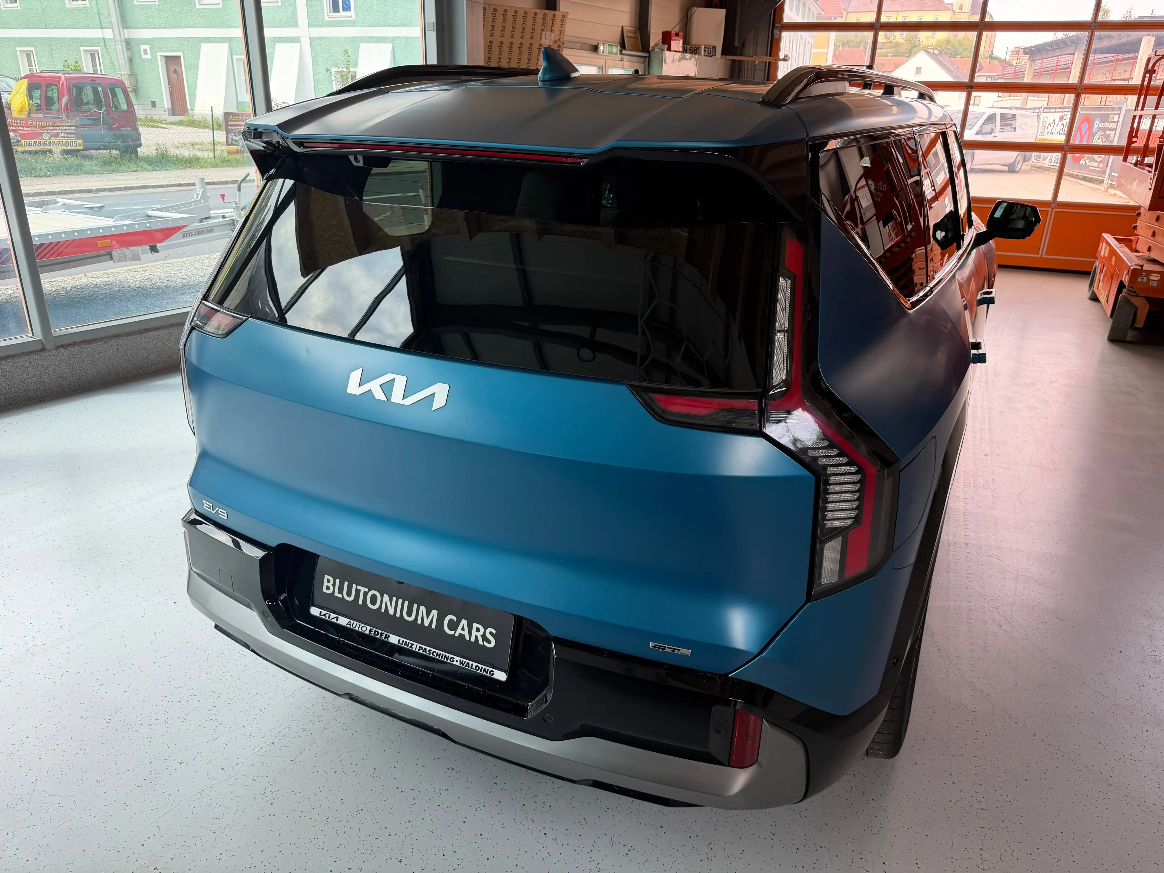 Kia EV9 GT-Line Launch Edition 4WD *AHK*Allrad* — photo 9