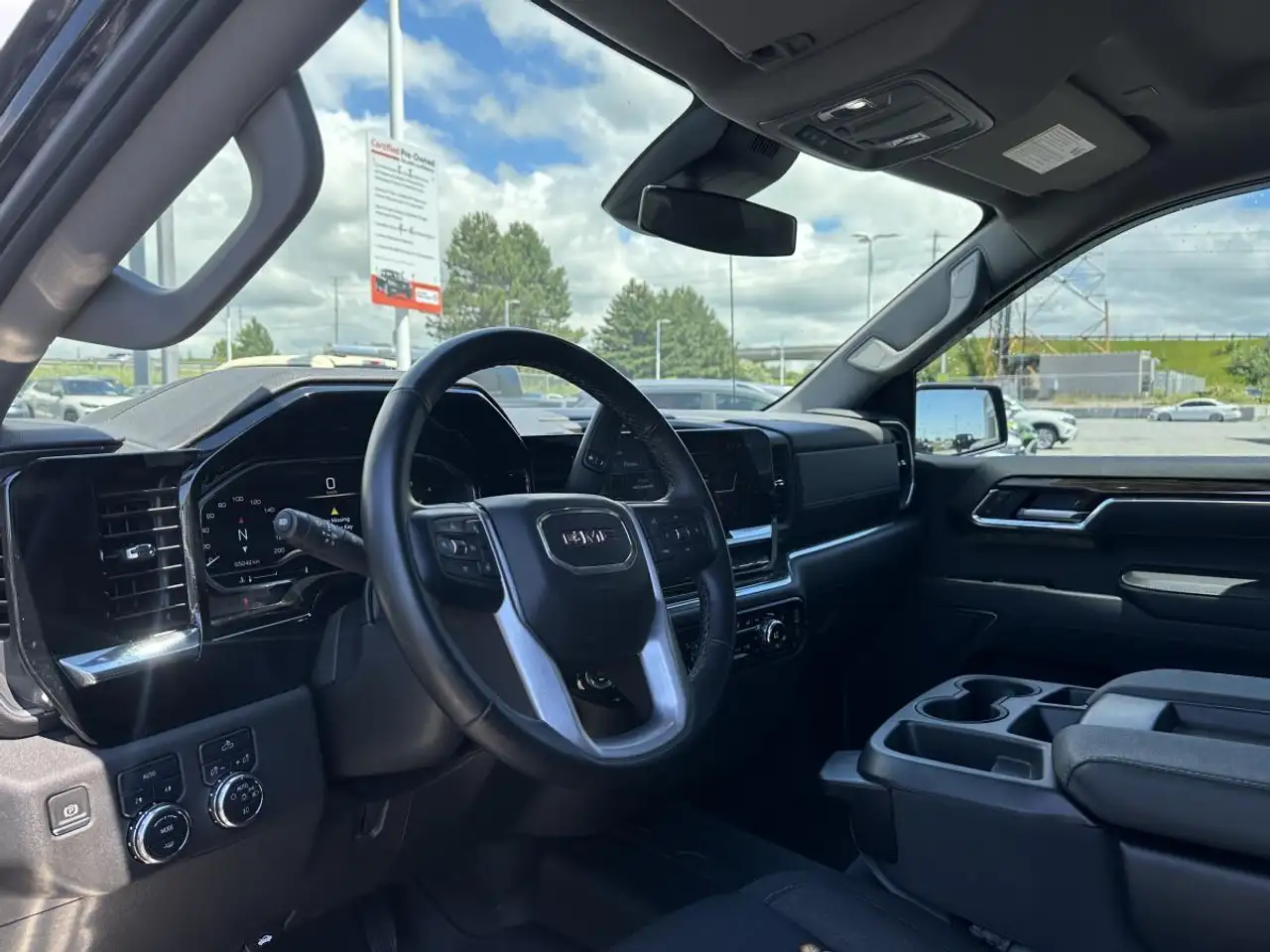 GMC Sierra 1500 photo GMC Sierra 1500