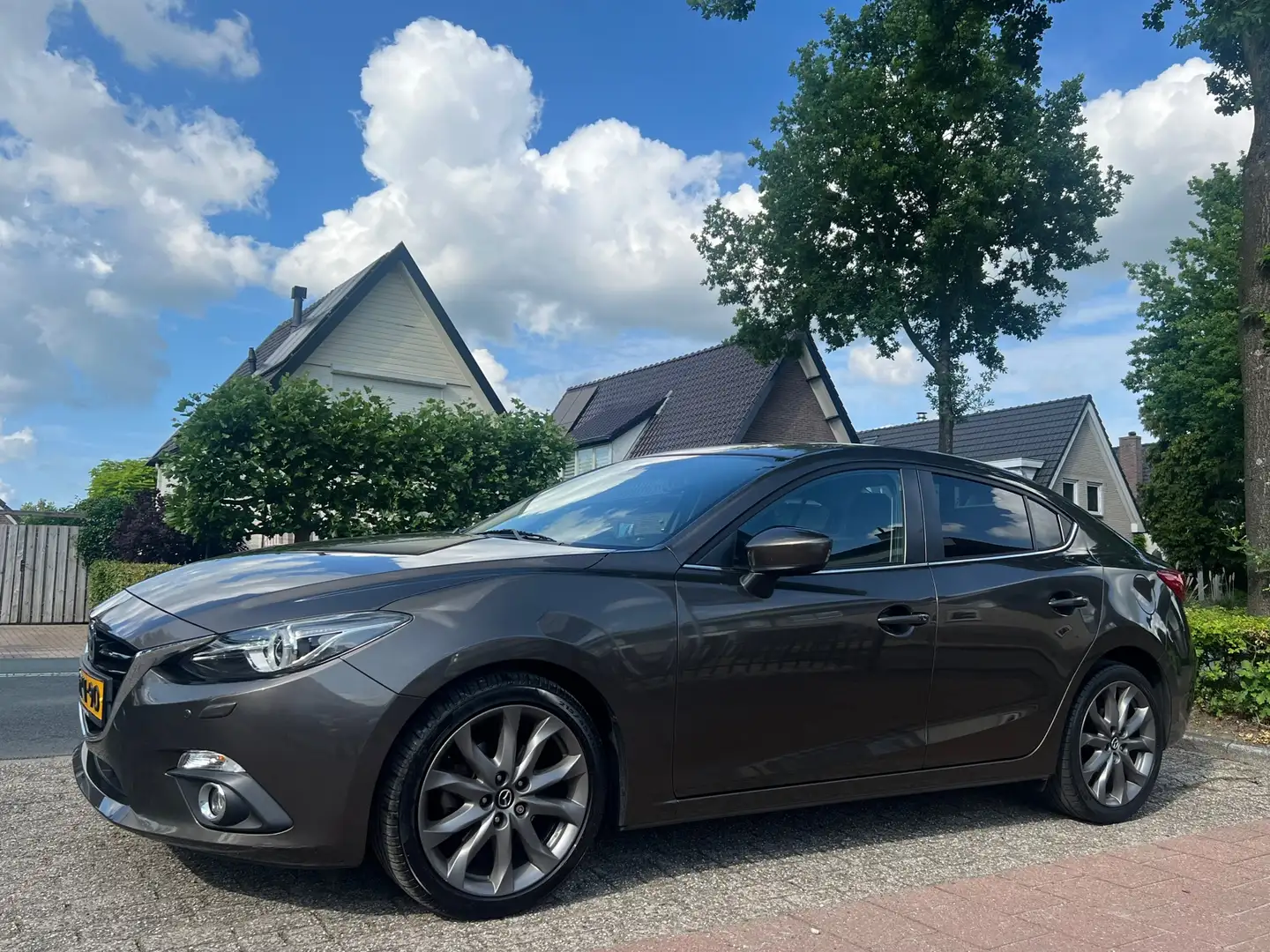 Mazda 3 2.0 GT-M 68.000 KM Dealer onderhouden NAP. Marrone - 1