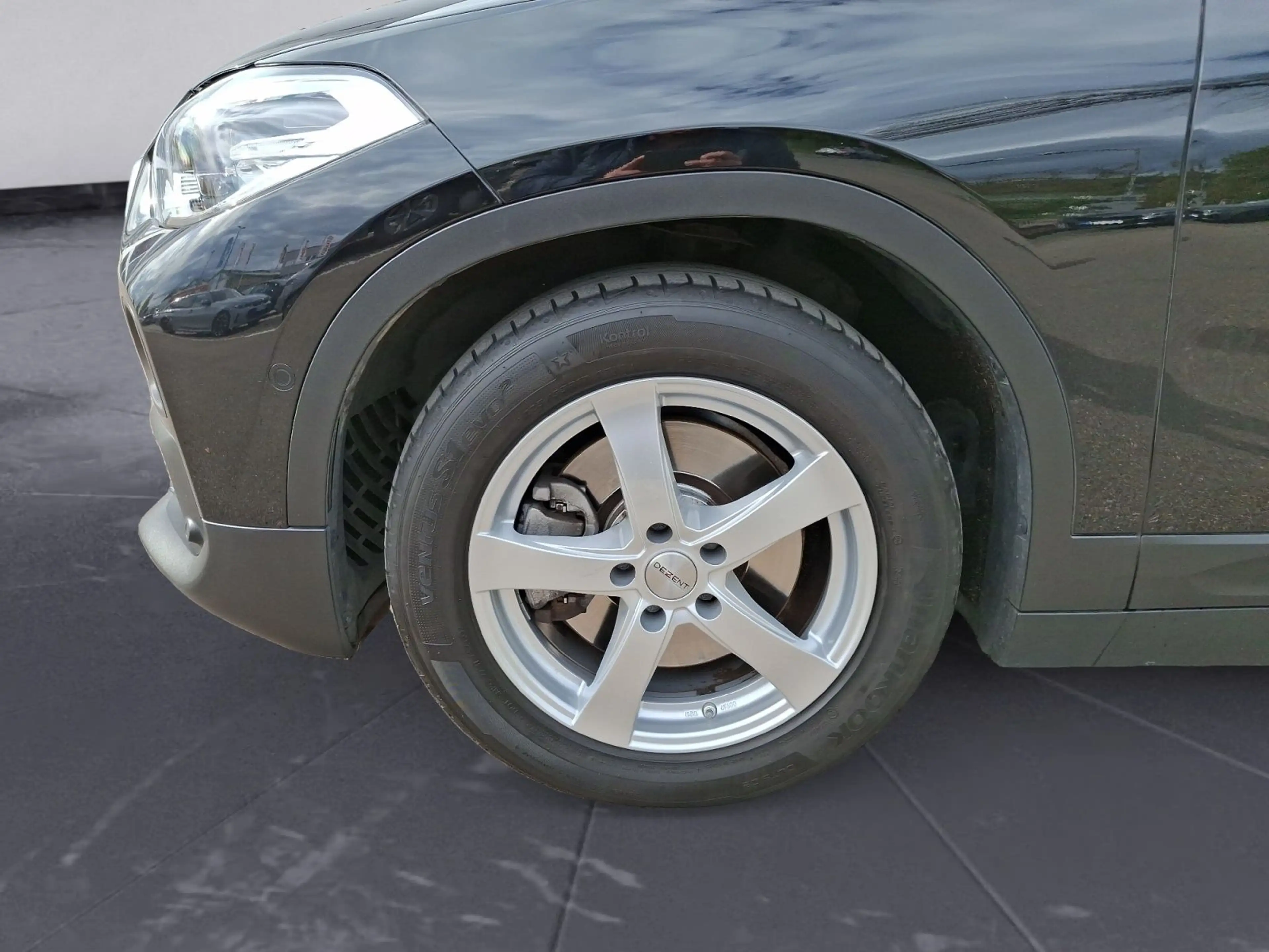 BMW X2 sDrive20i Advantage Steptronic DCT PDC AHK — photo 8