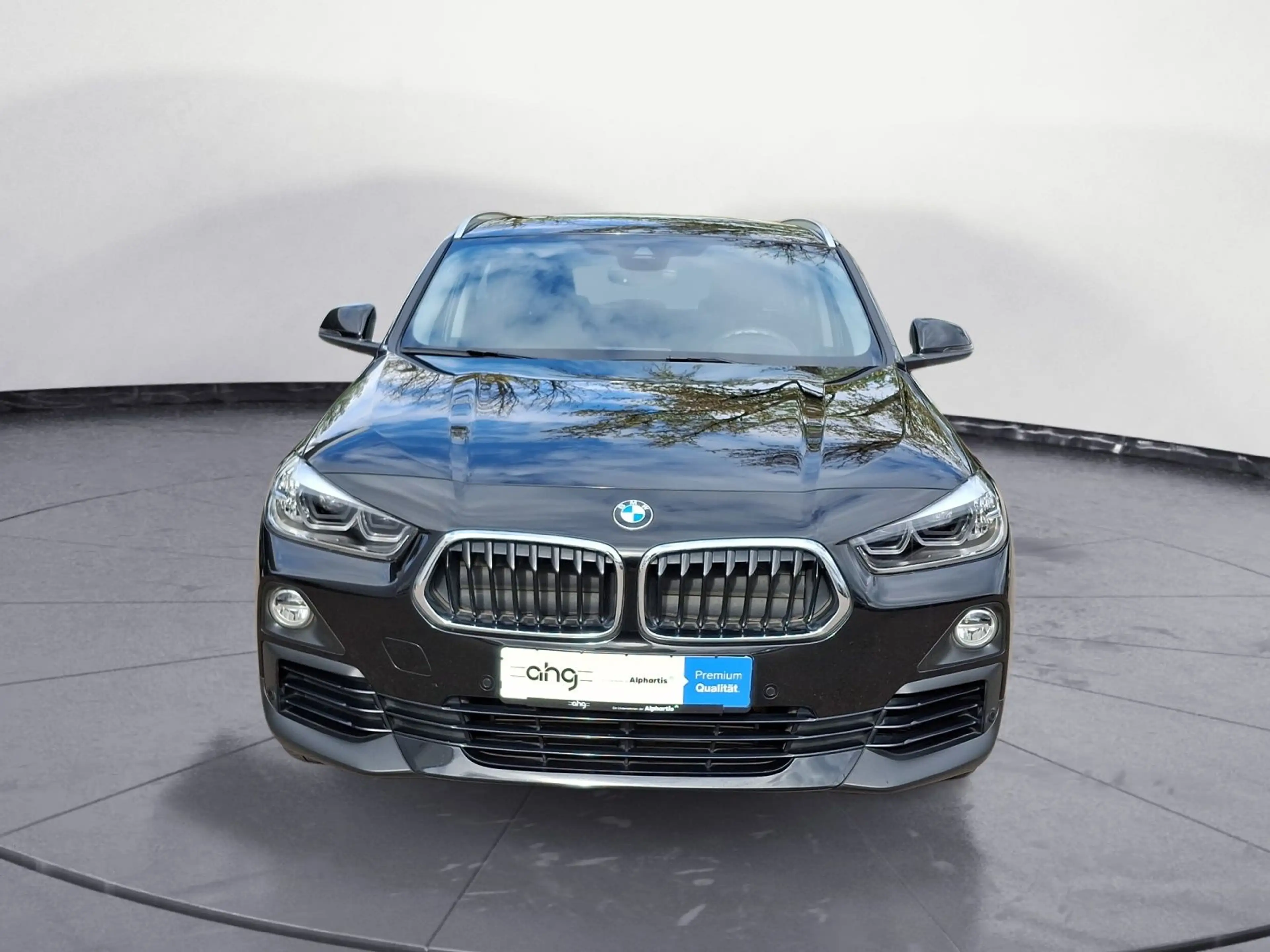BMW X2 sDrive20i Advantage Steptronic DCT PDC AHK — photo 10