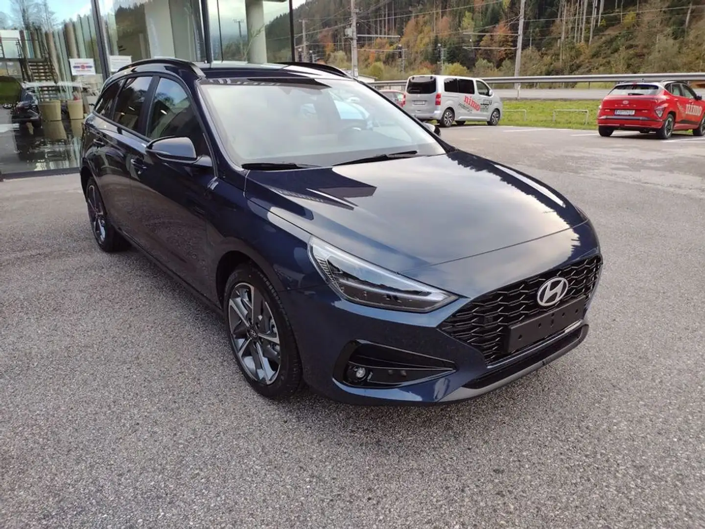 Hyundai i30 Kombi GO Plus DCT Blau - 1