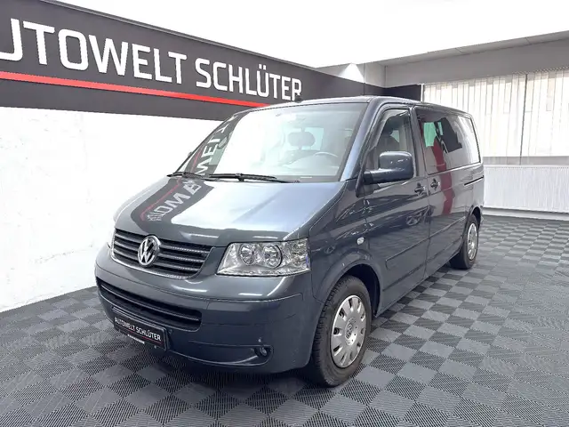 Volkswagen T5 Multivan Highline 2.5 TDI AHK*SHZ*PDC*7Sitze