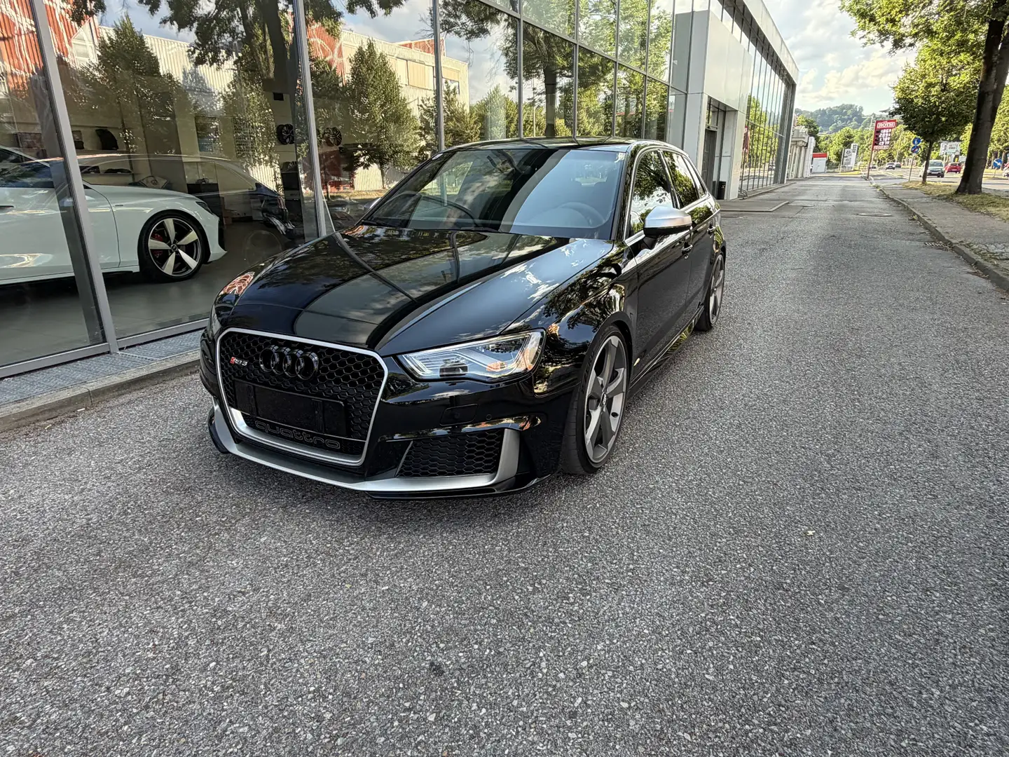 Audi RS3 SB 2,5 TFSI quattro S-tronic - 1
