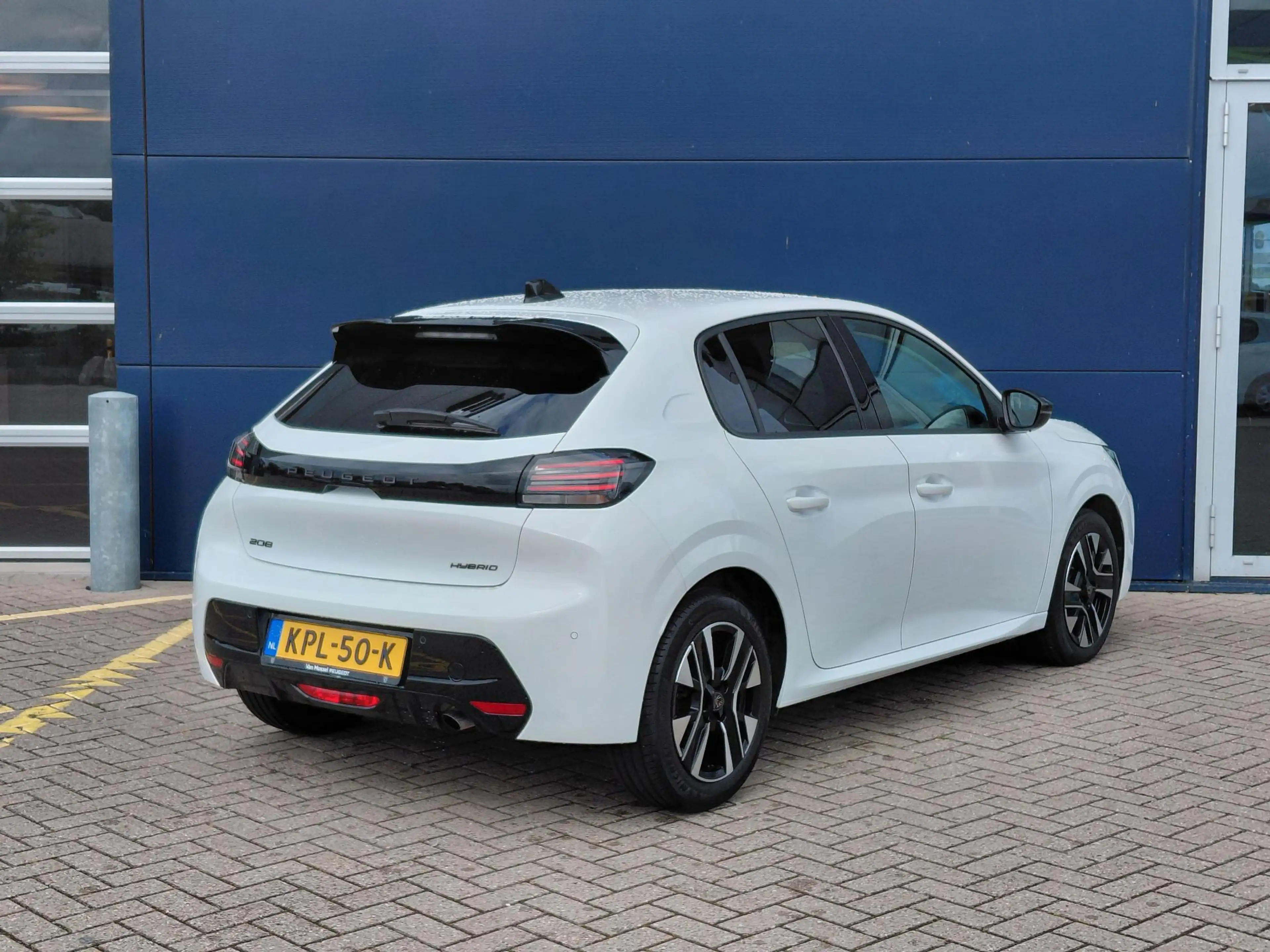 Peugeot 208 1.2 Hybrid 110 e-DCS6 Allure | Parkeerhulp | Cruis — photo 6